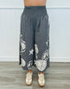 Oli & Hali Peace & Star Patch Pants (Reg.)-2 Colors