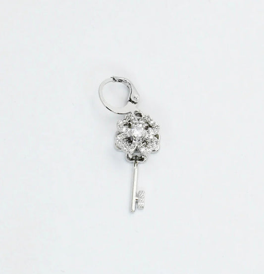 TJ - Silver Flower Key Charm