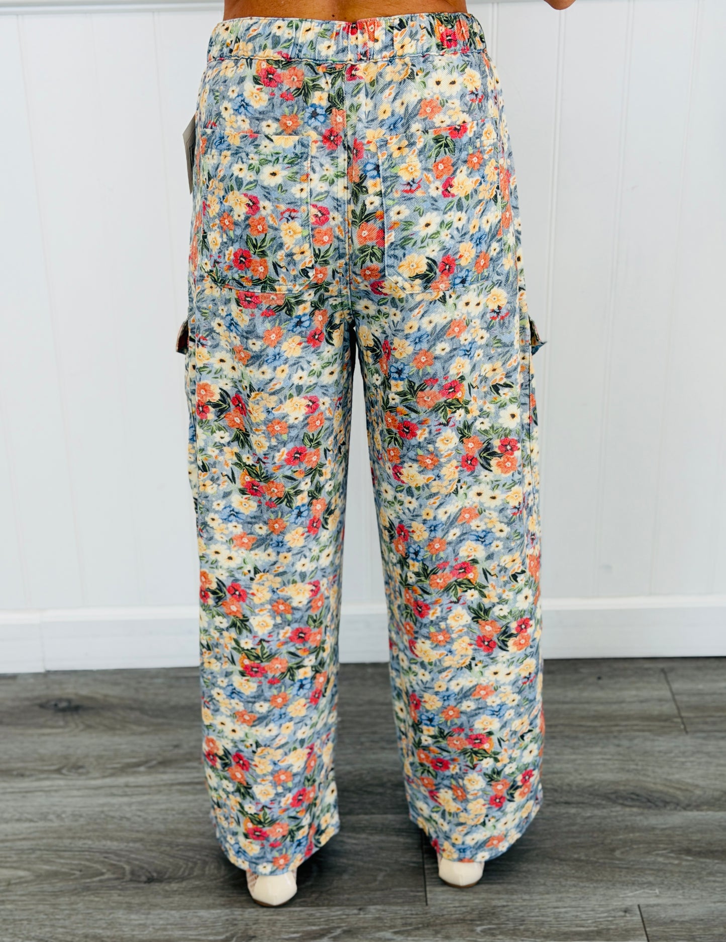 Floral Denim Wide Leg Cargo Pants (Reg.)
