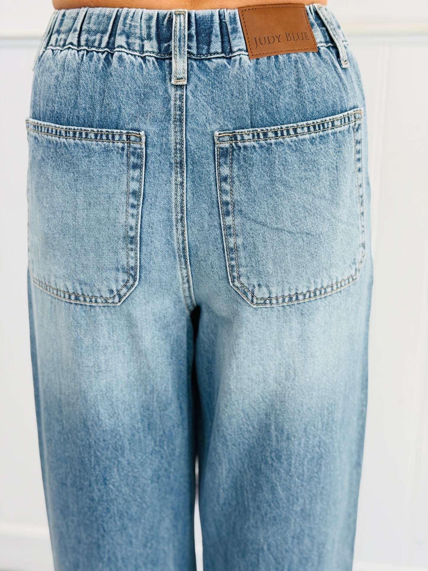 Judy Blue Bella Baggy Featherweight Jeans (Reg. and Plus)
