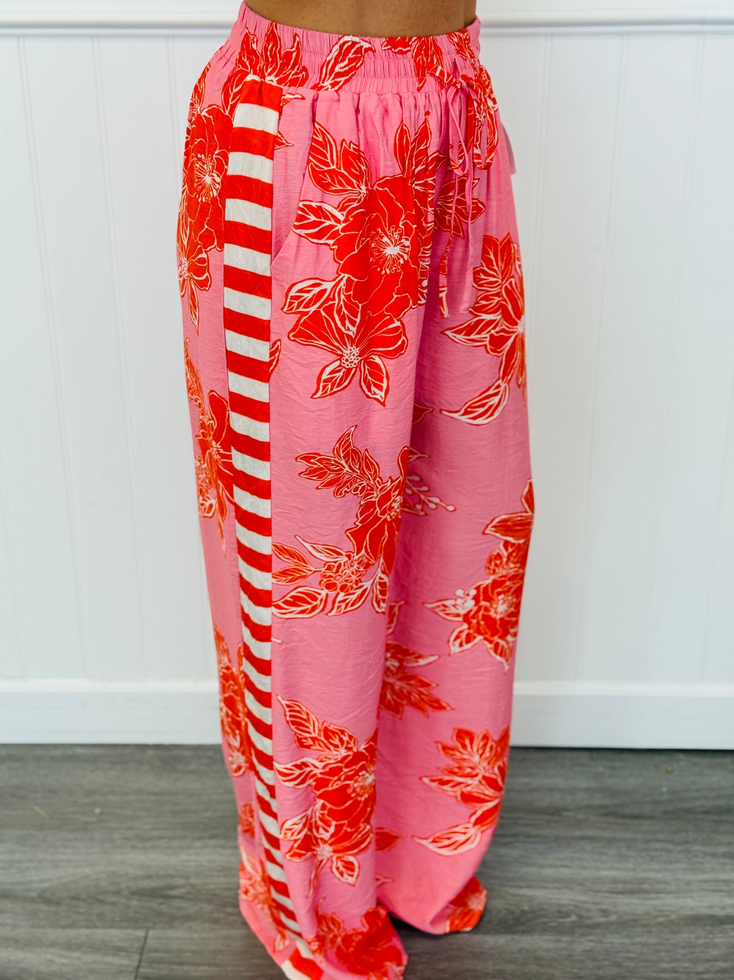 Floral Breeze Contrast Stripe Pants (Reg.) - 2 Colors