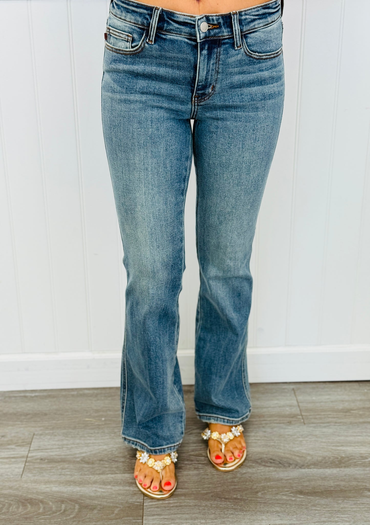 Judy Blue Low Rise Lifestyle Jeans (Reg. and Plus)