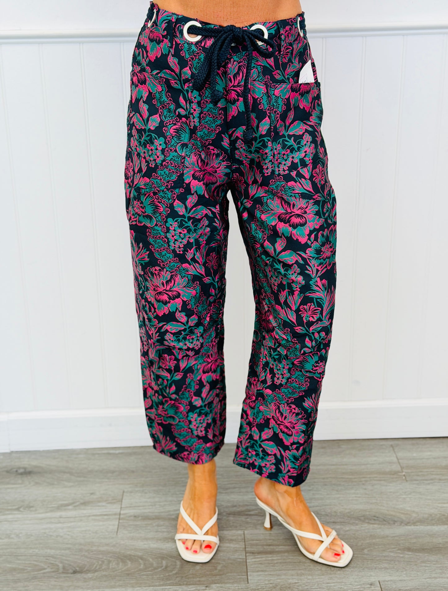 Navy Floral Jacquard Barrel Jeans (Reg.)