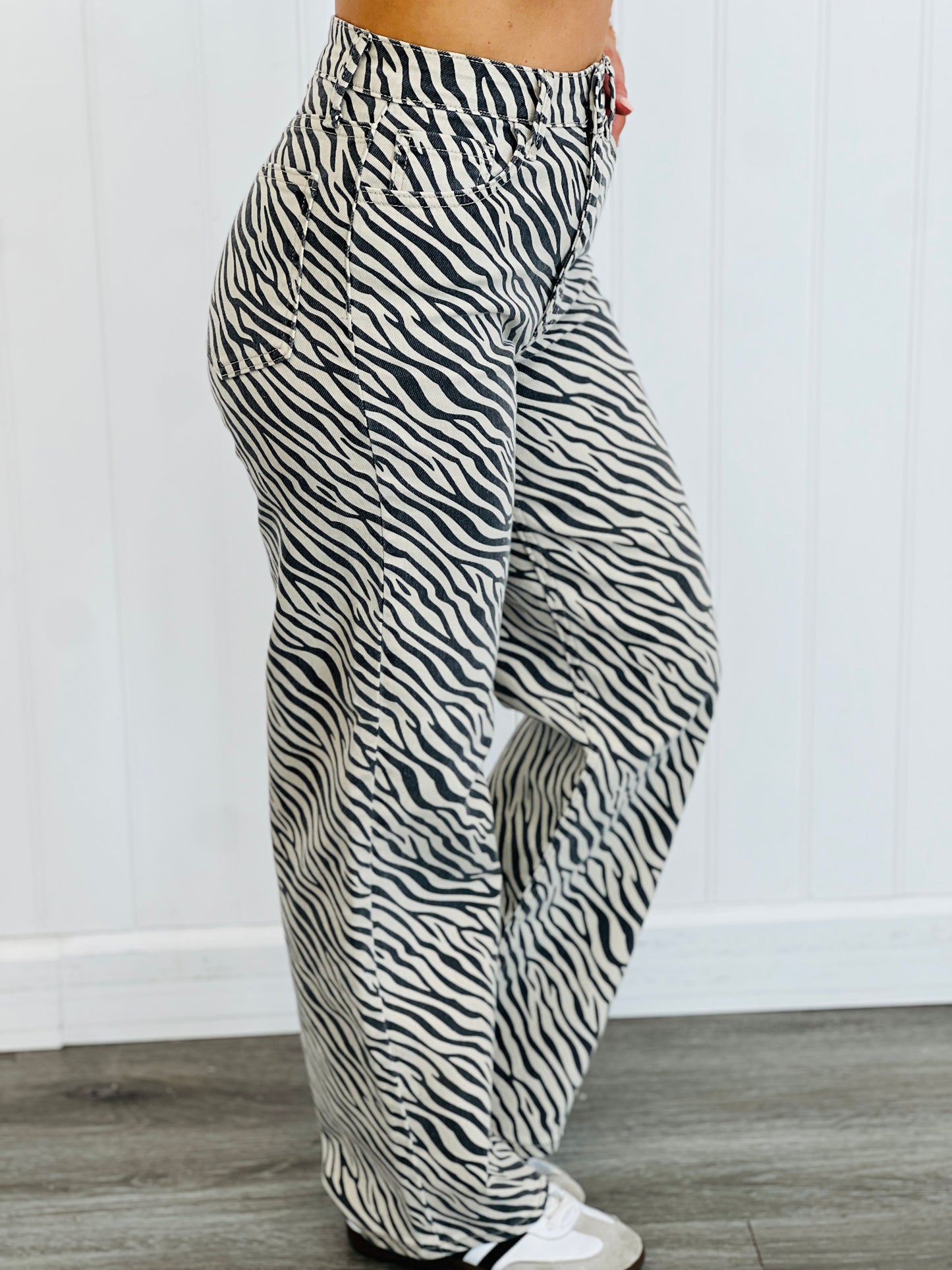 Zebra Print Vintage Straight Jeans (Reg.)