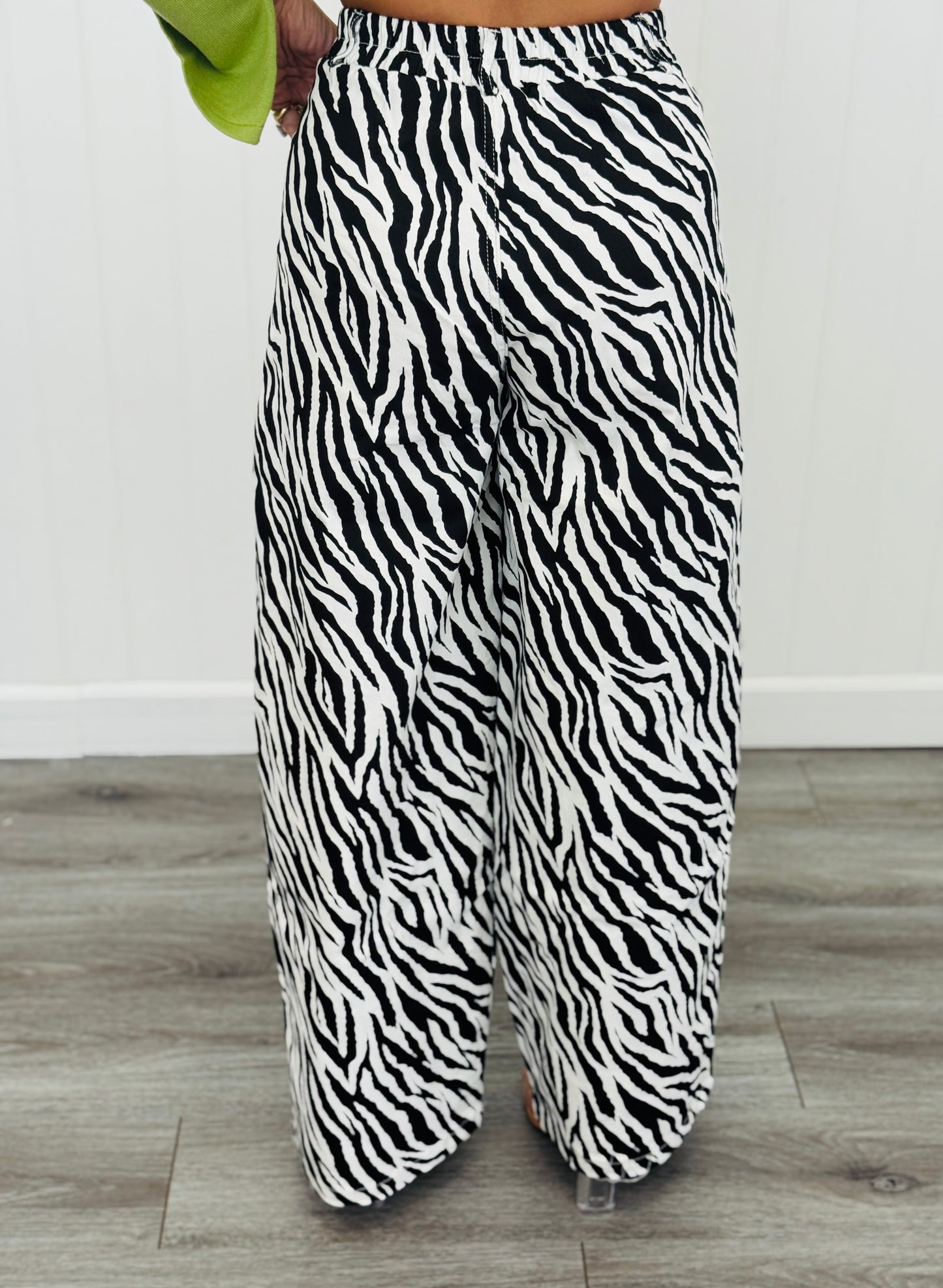 Zebra Print Wide Leg Barrel Pants (Reg.)