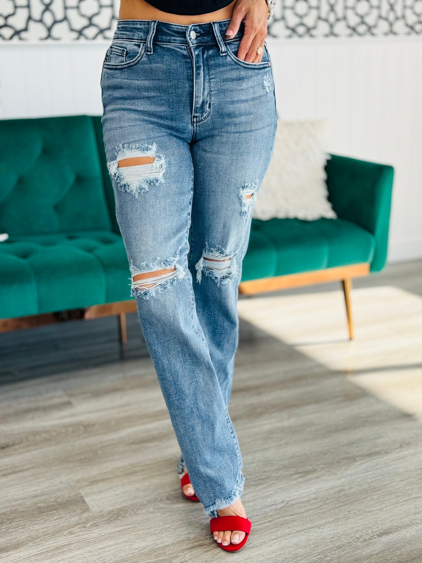 Judy Blue Isn't She Lovely Midrise Straight Jeans (Reg & Plus)