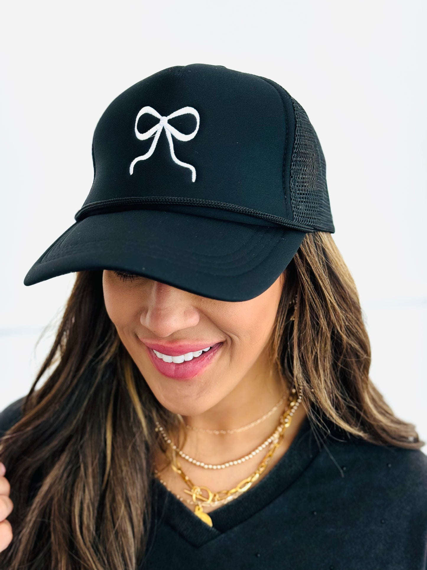 Bow Ribbon Trucker Hat-2 Colors