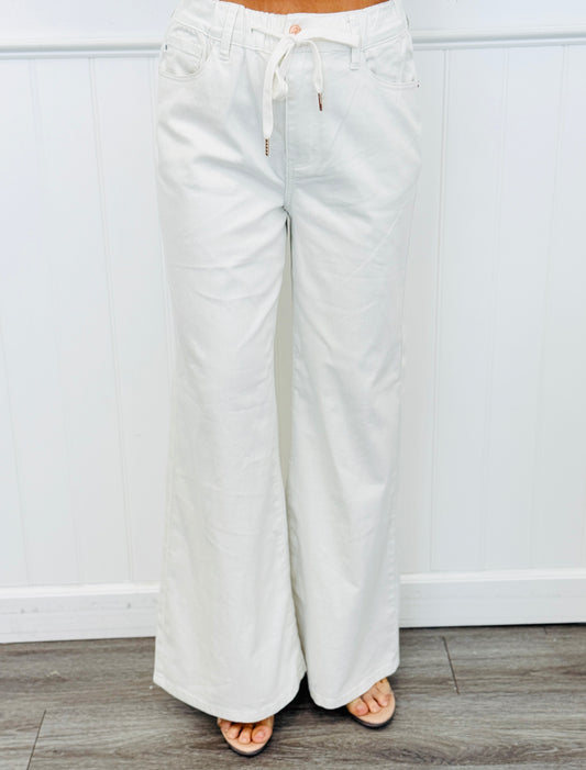 Judy Blue Summer House White Featherweight Palazzo Pants (Reg. and Plus)