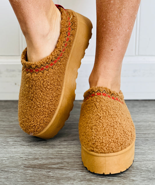Camel Comfort Zone Slip On Platform Flats
