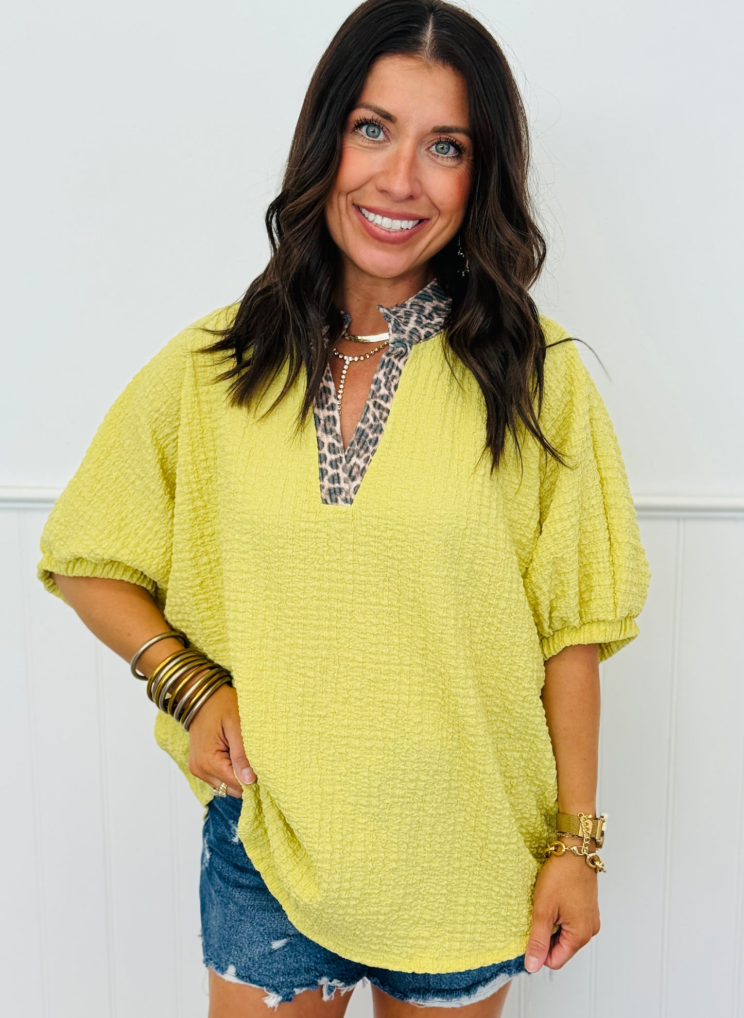 Textured Contrast Leopard Trim Top (Reg & Plus)-3 Colors