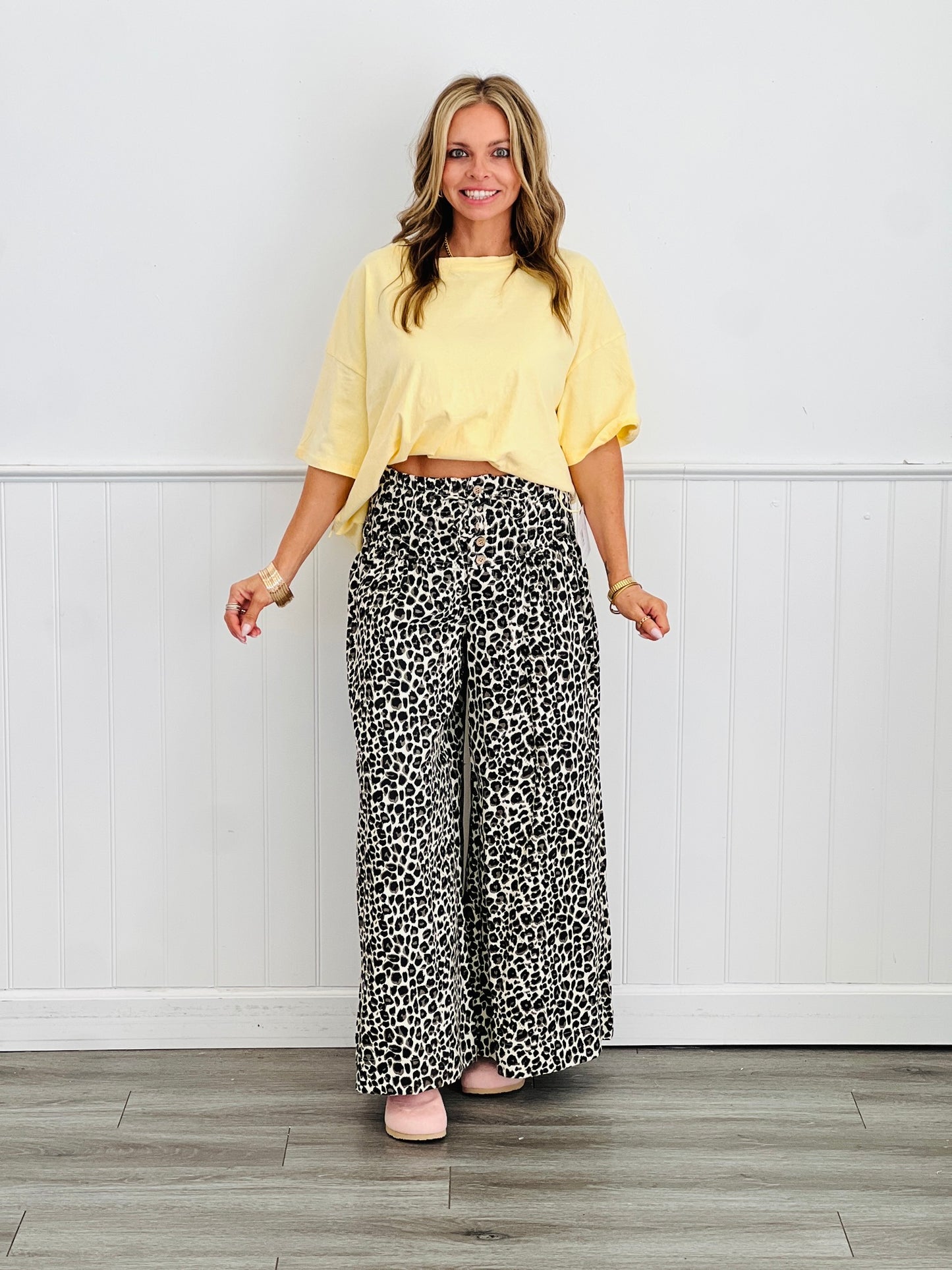 Wide Leg Leopard Drawstring Pants (Reg.)