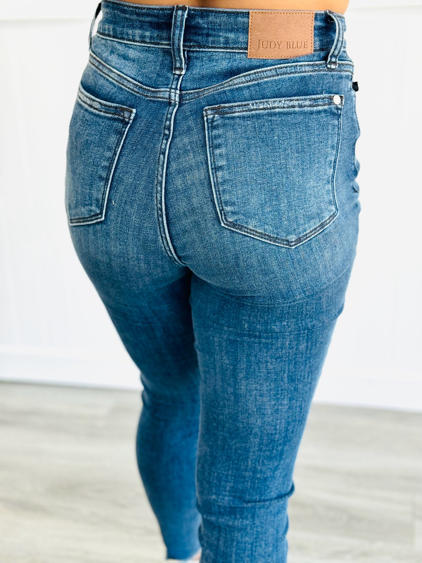 Judy Blue The Best Is Yet To Come Skinny Jeans (Reg. & Plus)