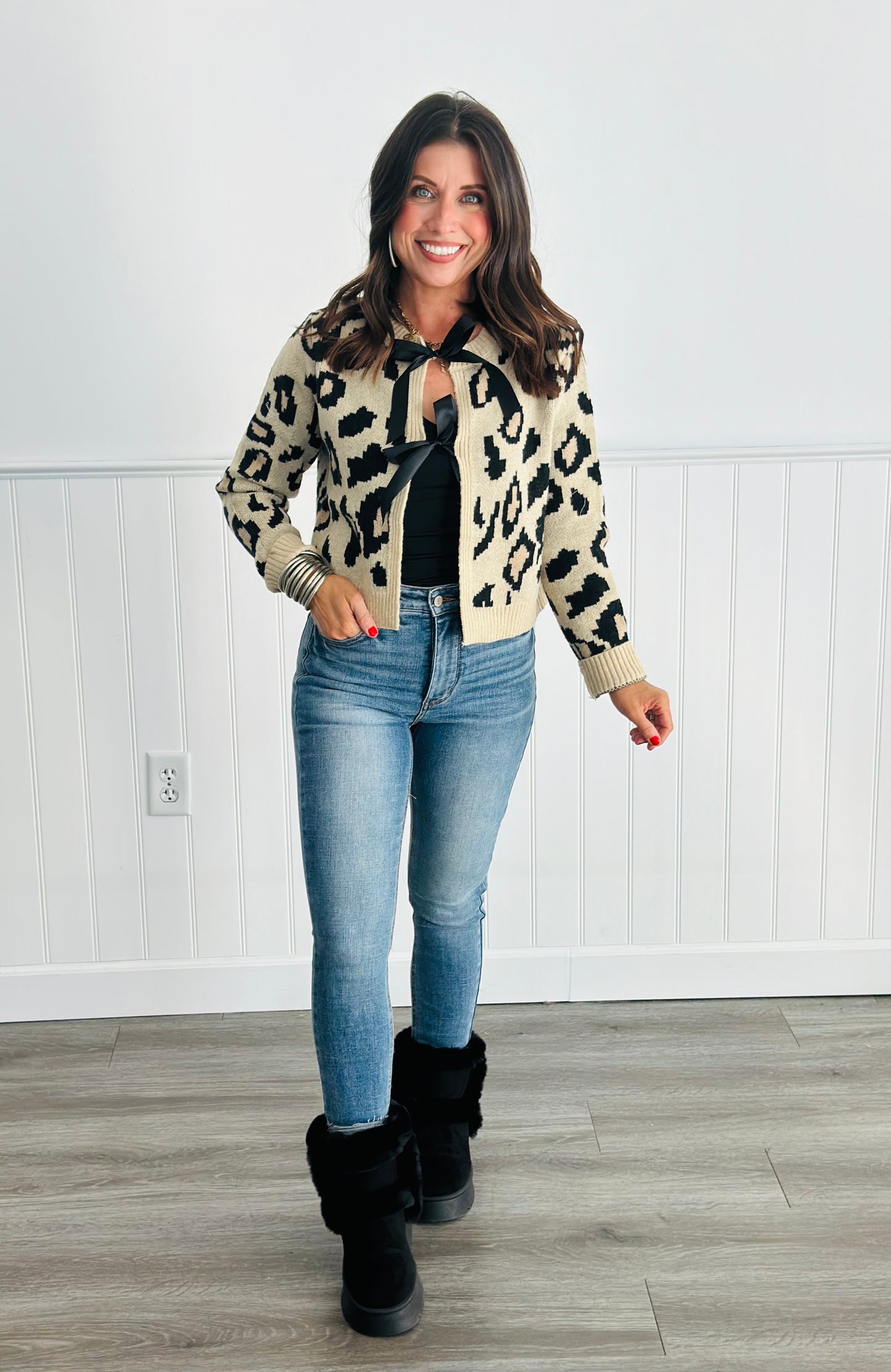 Leopard Bow Tie Cardigan (Reg.)