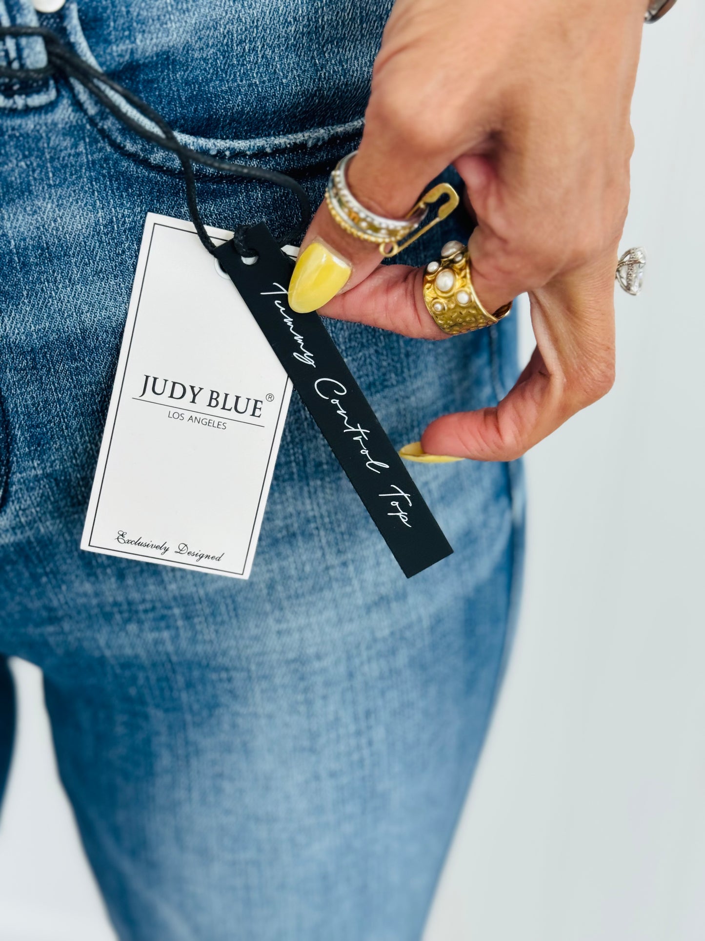 Judy Blue The Fall I Turned Skinny Tummy Control Jeans (Reg. and Plus)