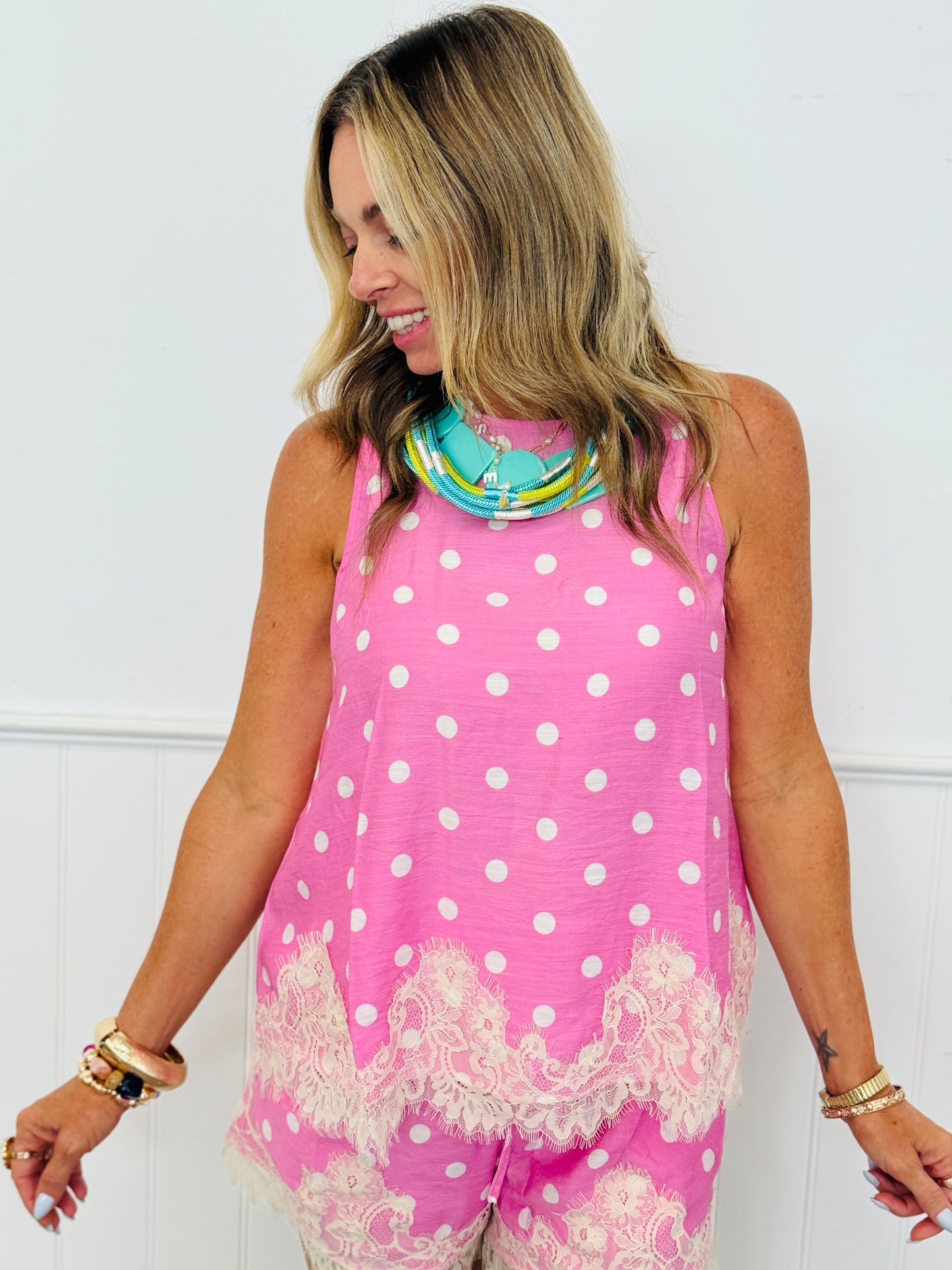 Sleeveless Scallop Lace Trim Polka Dot Top (Reg.)- 3 Colors