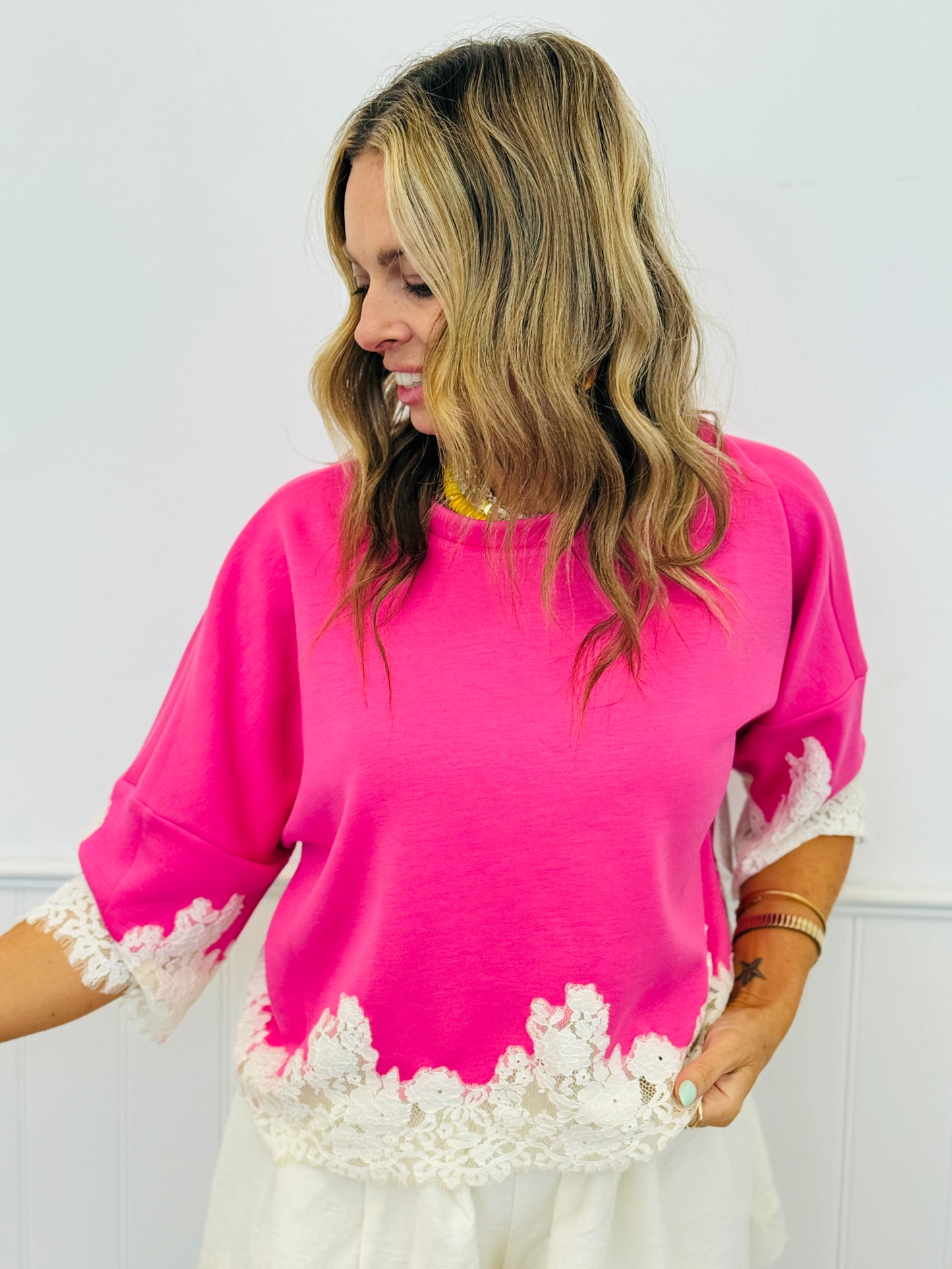Scallop Lace Trim Pullover Top (Reg.)-4 Colors