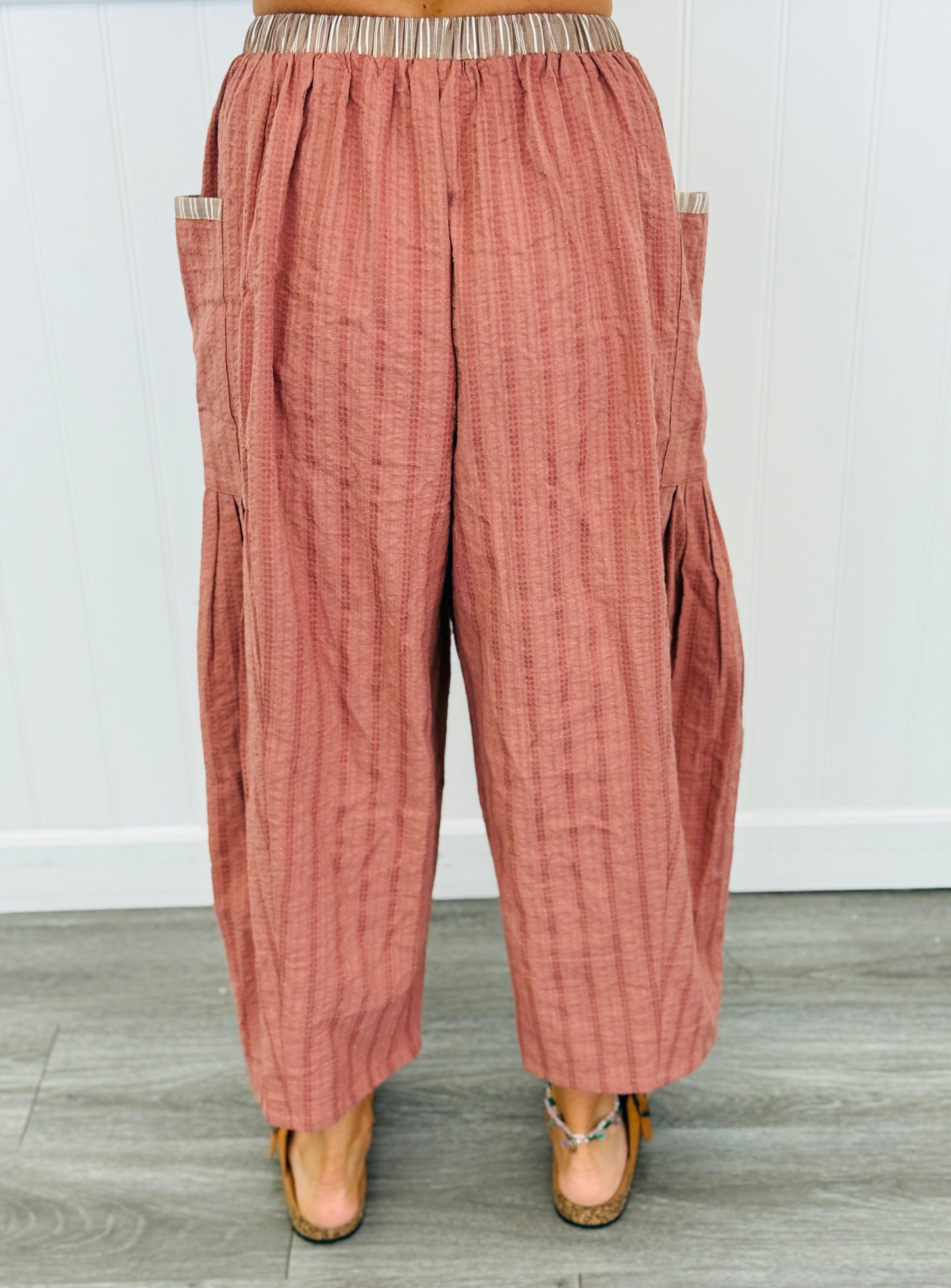 Contrast Waist Textured Cropped Pants (Reg. and Plus) - 2 Colors