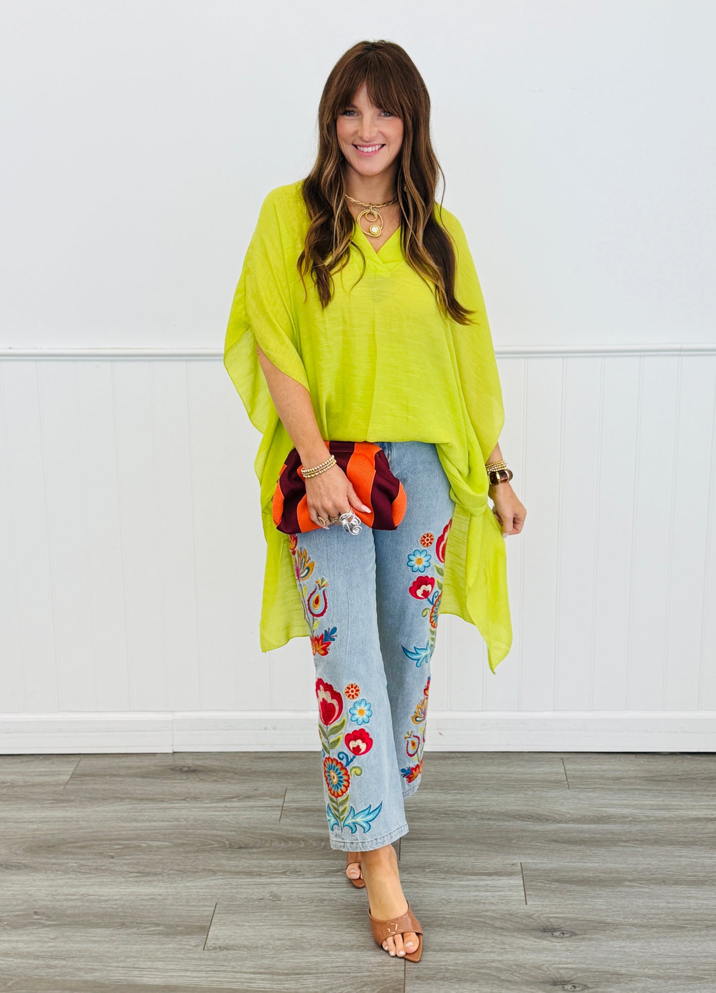 Washed Denim Floral Embroidered Pants (Reg.)