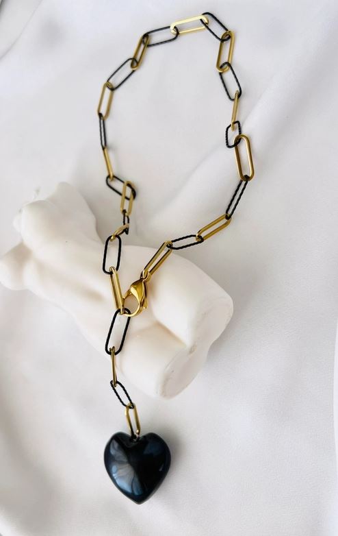 Goupi- Gold & Black Chain Black Heart Necklace