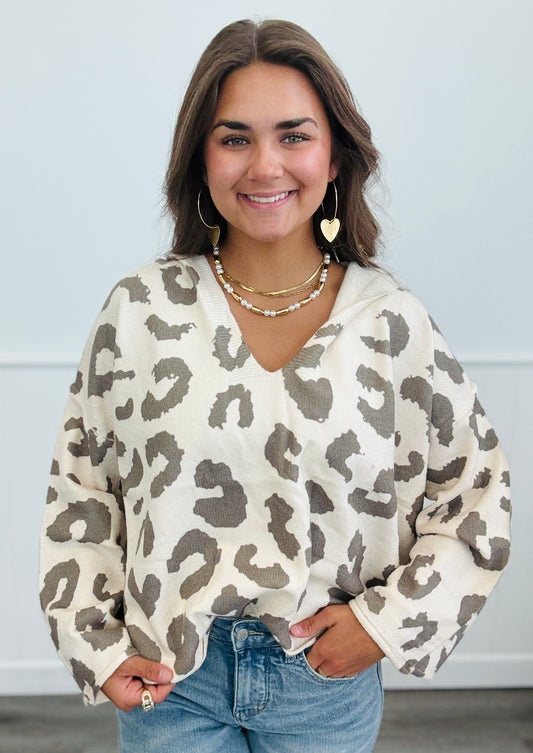 POL Beige Leopard V-Neck Hooded Top (Reg.)
