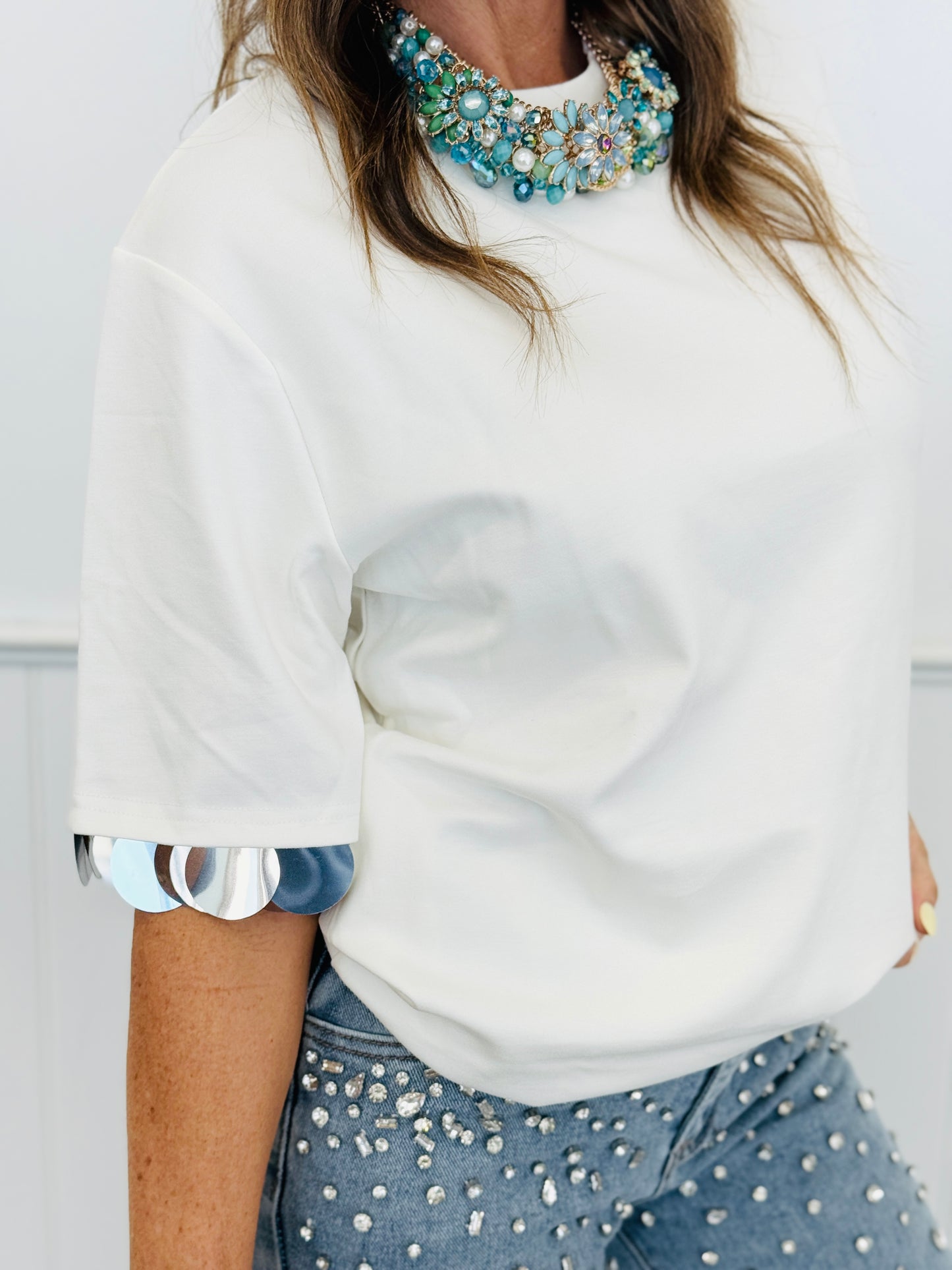 White Circle Disc Trim Tee Shirt (Reg.)