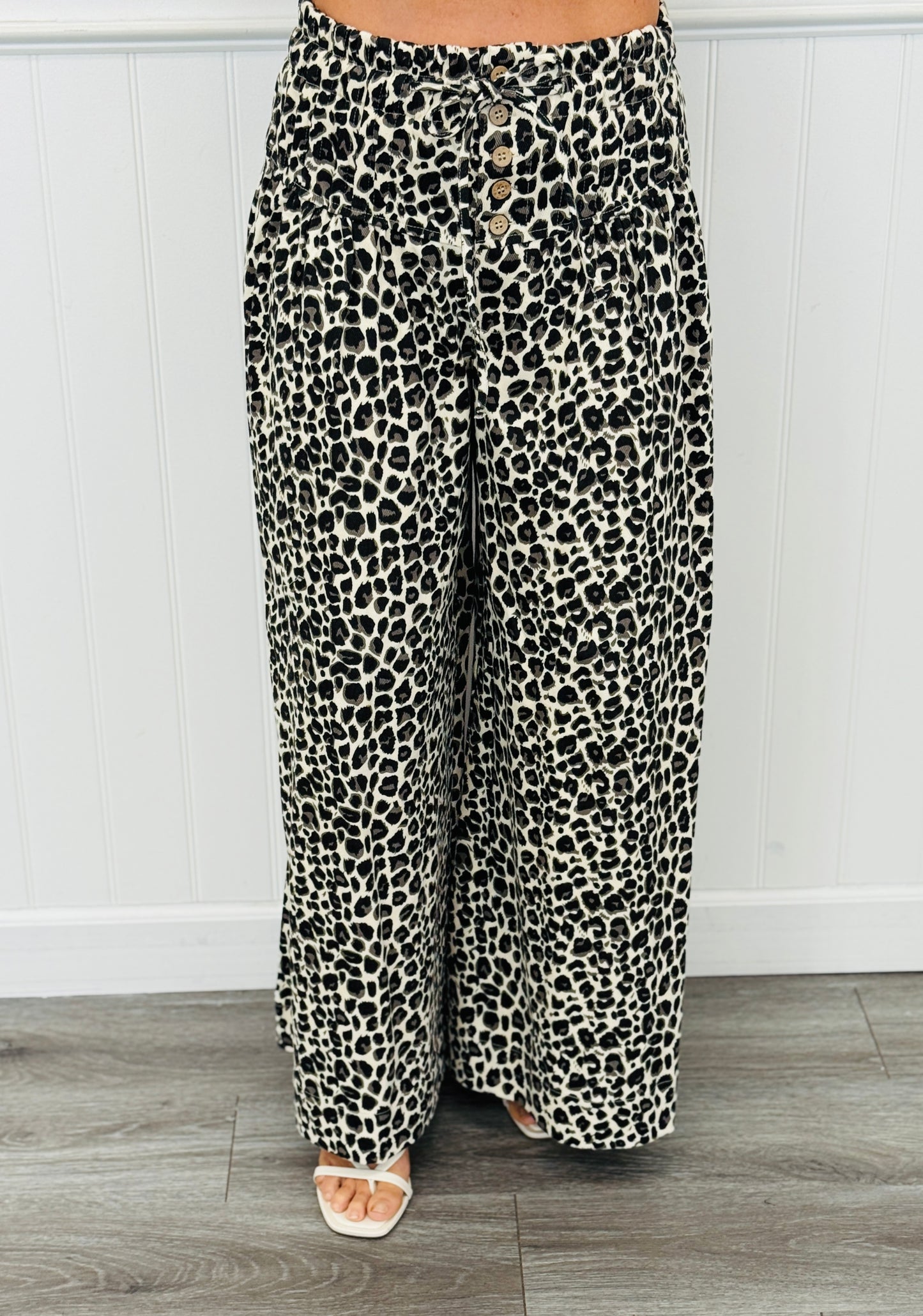 Wide Leg Leopard Drawstring Pants (Reg.)