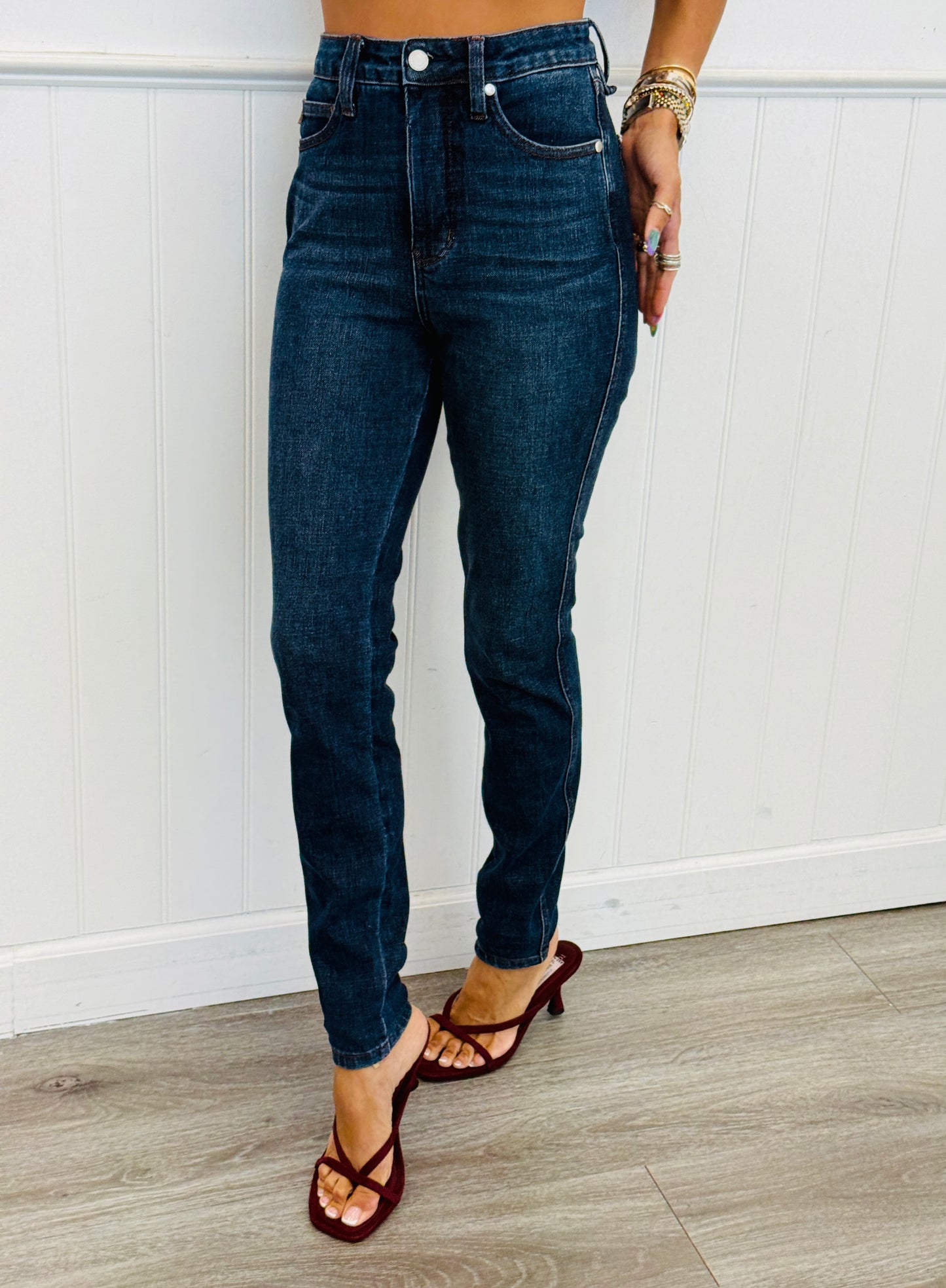 Judy Blue Flawless Fit Tummy Control Skinny Jeans (Reg. and Plus)
