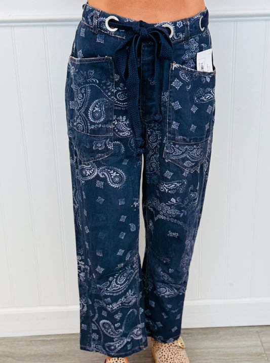 Midnight Bandana Paisley Print Barrel Pants (Reg.)