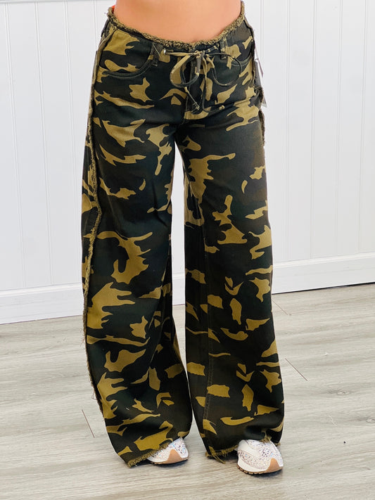 Green Camo Frayed Edge Wide Leg Pants (Reg.)