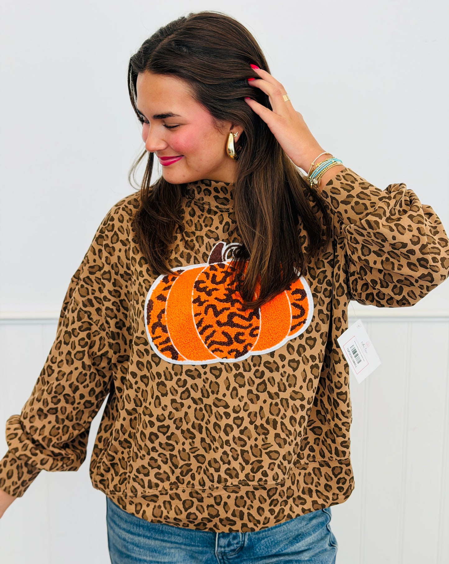Mocha Leopard Pumpkin Graphic Sweatshirt  (Reg.)