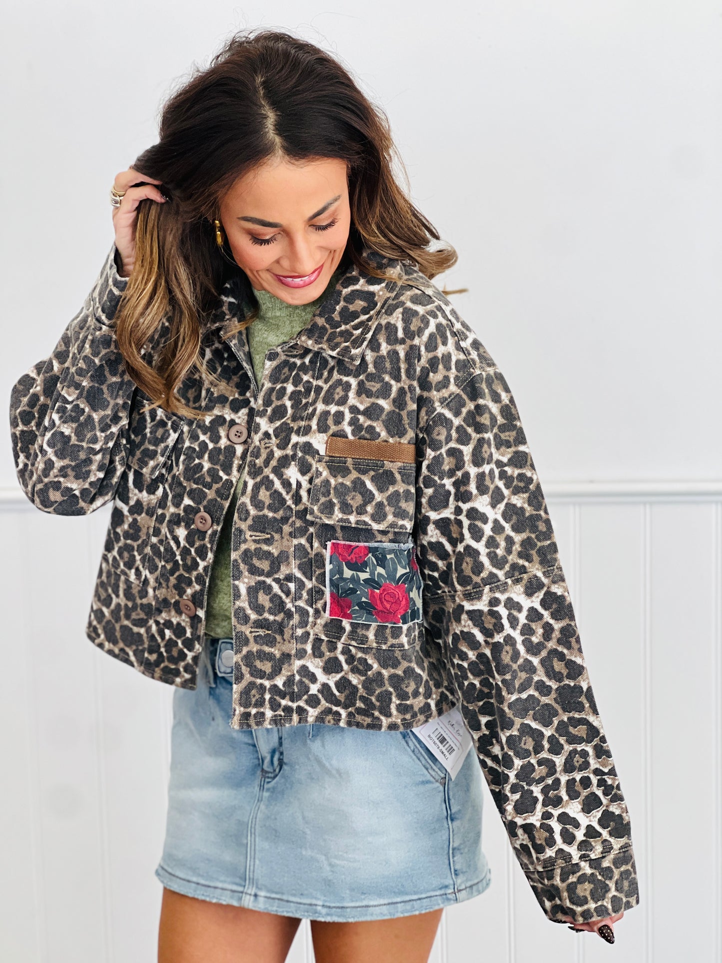 Leopard Print Contrast Rose Back Jacket (Reg & Plus)