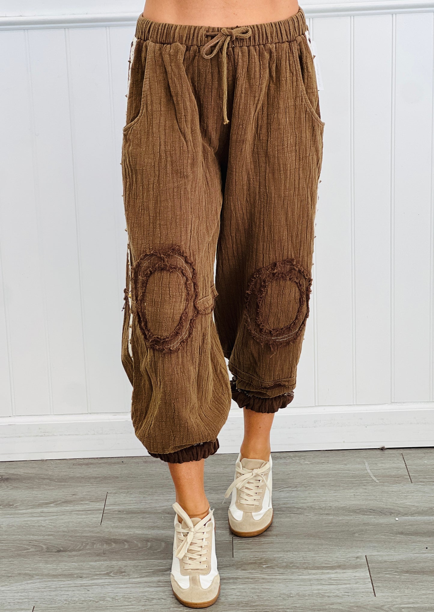 POL Chocolate Side Crochet Lace Stripe Joggers (Reg.)