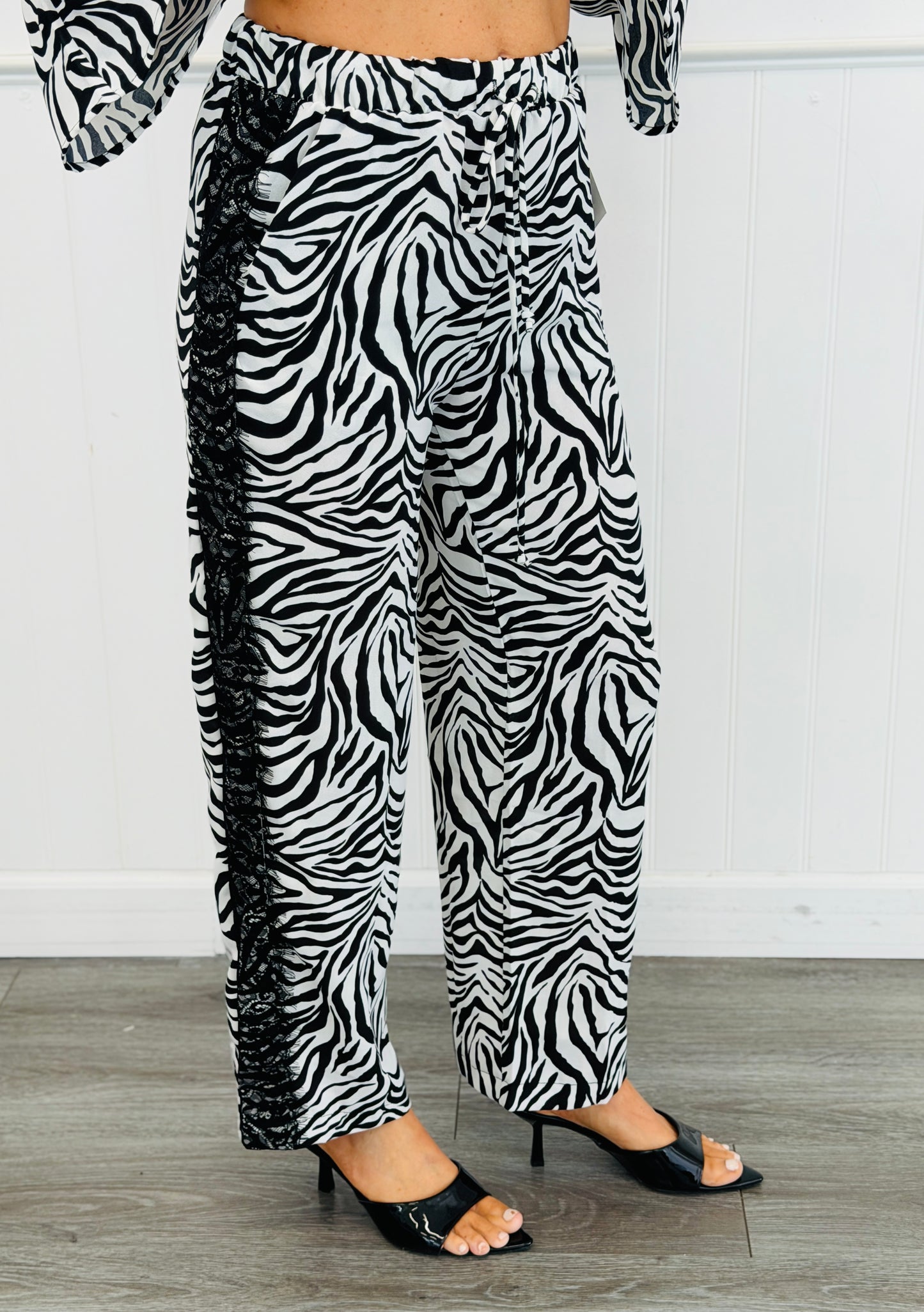 Zebra Print Lace Side Trim Pants (Reg & Plus)