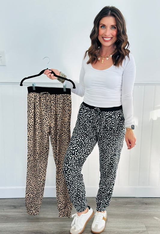 Cuddly Soft Leopard Print Joggers (Reg)