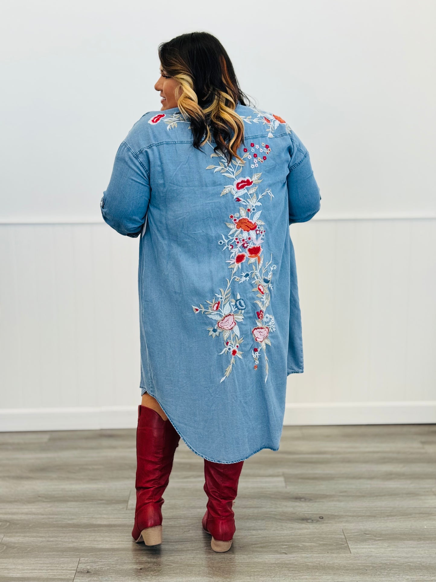 Denim Floral Embroidered Midi Dress (Reg.)