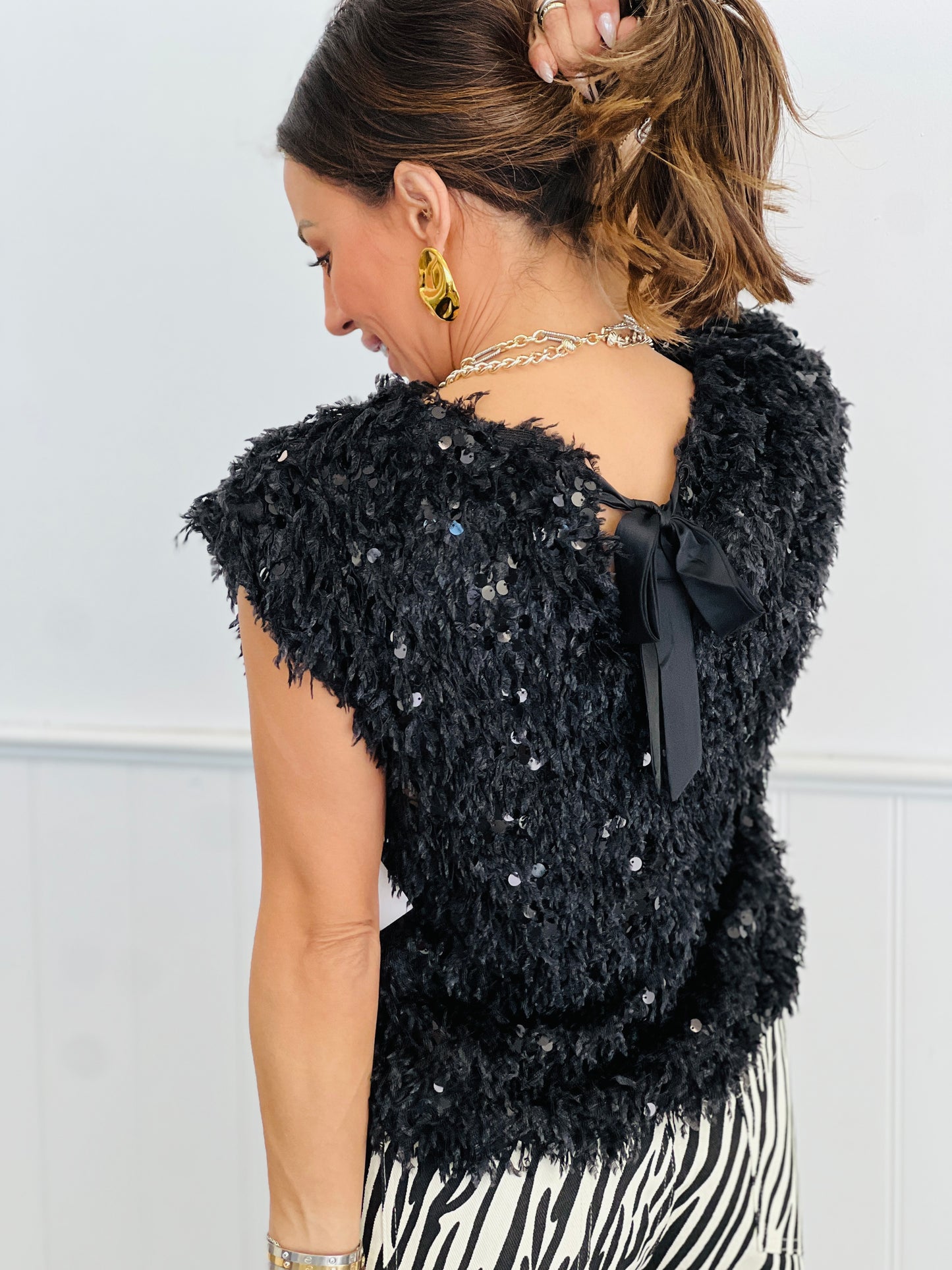 Shaggy Textured Sequined Blouse (Reg. & Plus)-2 Colros