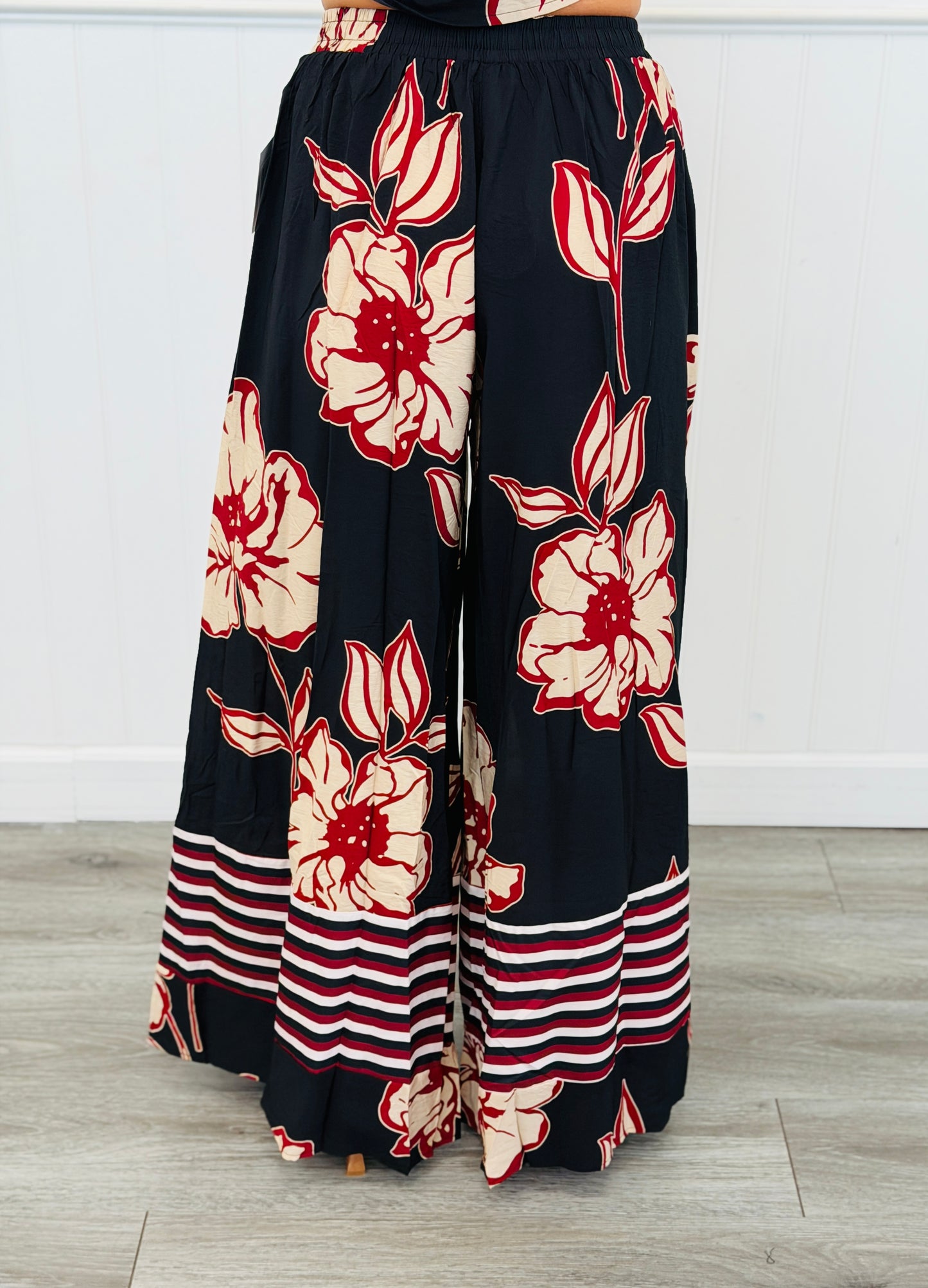 Fall Black Bloom Floral Palazzo Pants (Reg. and Plus)