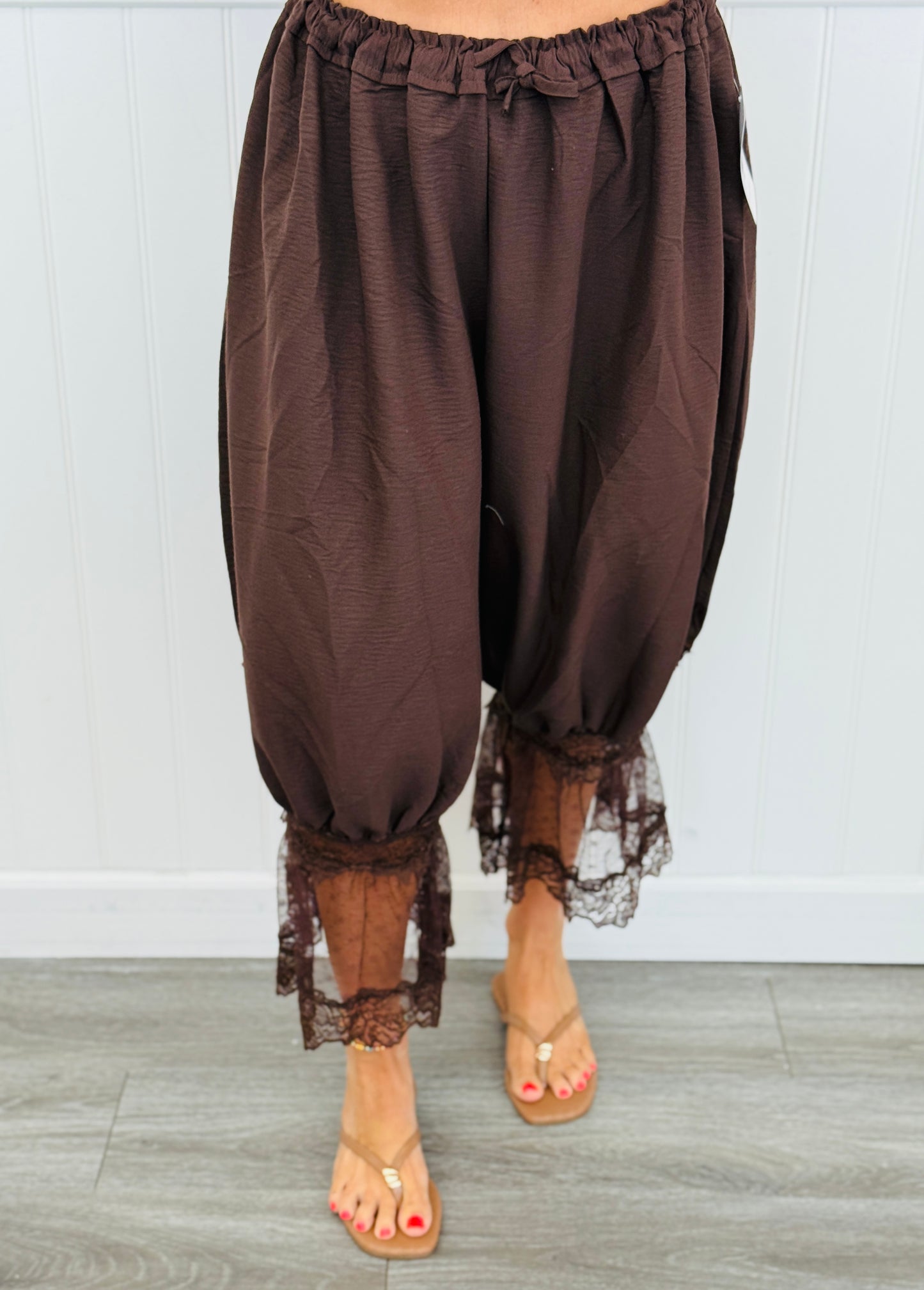 Satin Puff Capri Lounge Pants (Reg & Plus) - 2 Colors