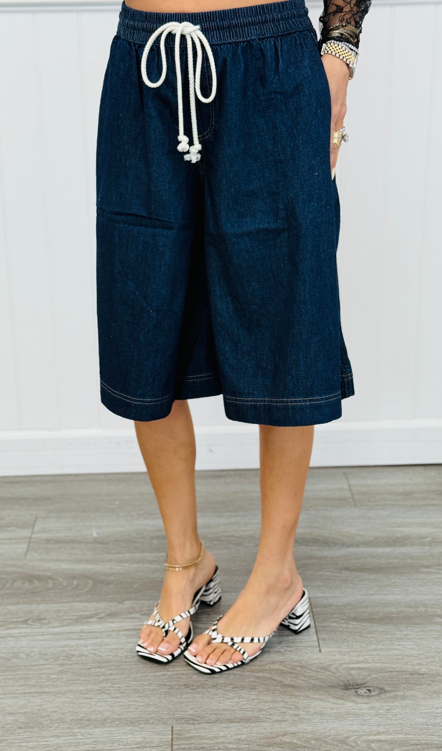 Risen Dark Effortless Everyday Culotte Shorts (Reg.)