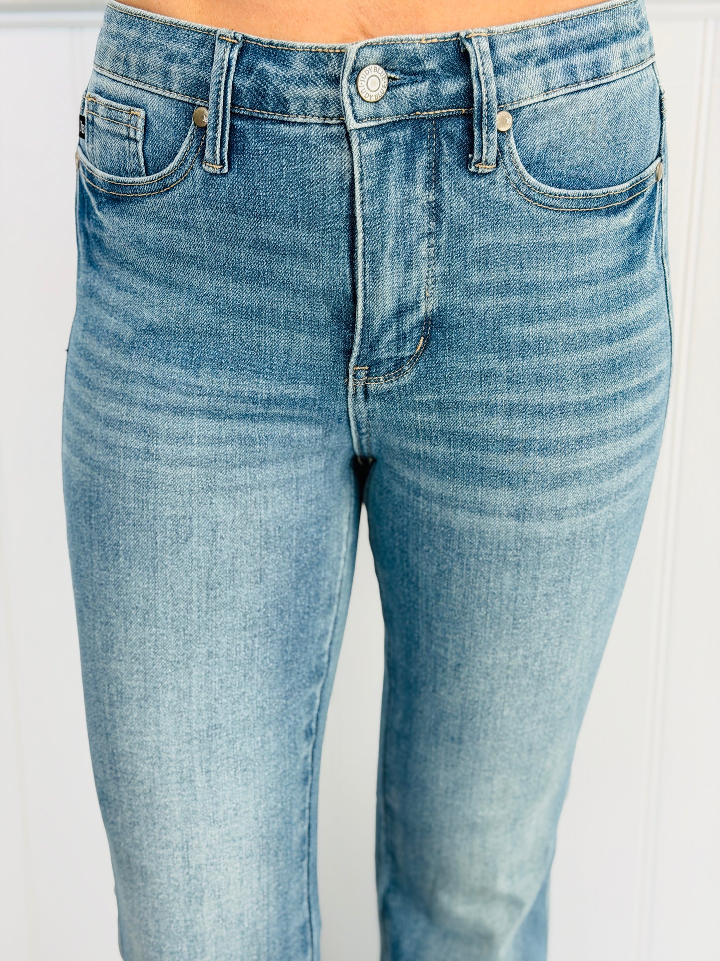 Judy Blue Pull Me Closer Tummy Control Jeans (Reg. and Plus)