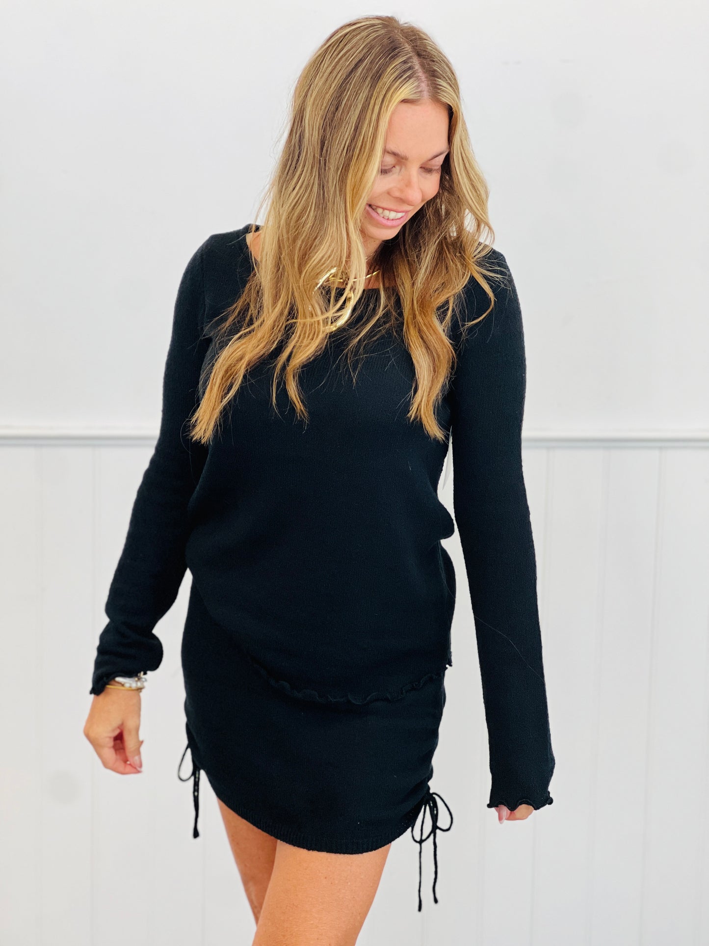 Scalloped Sweater & Mini Skirt Set (Reg.)-2 Colors