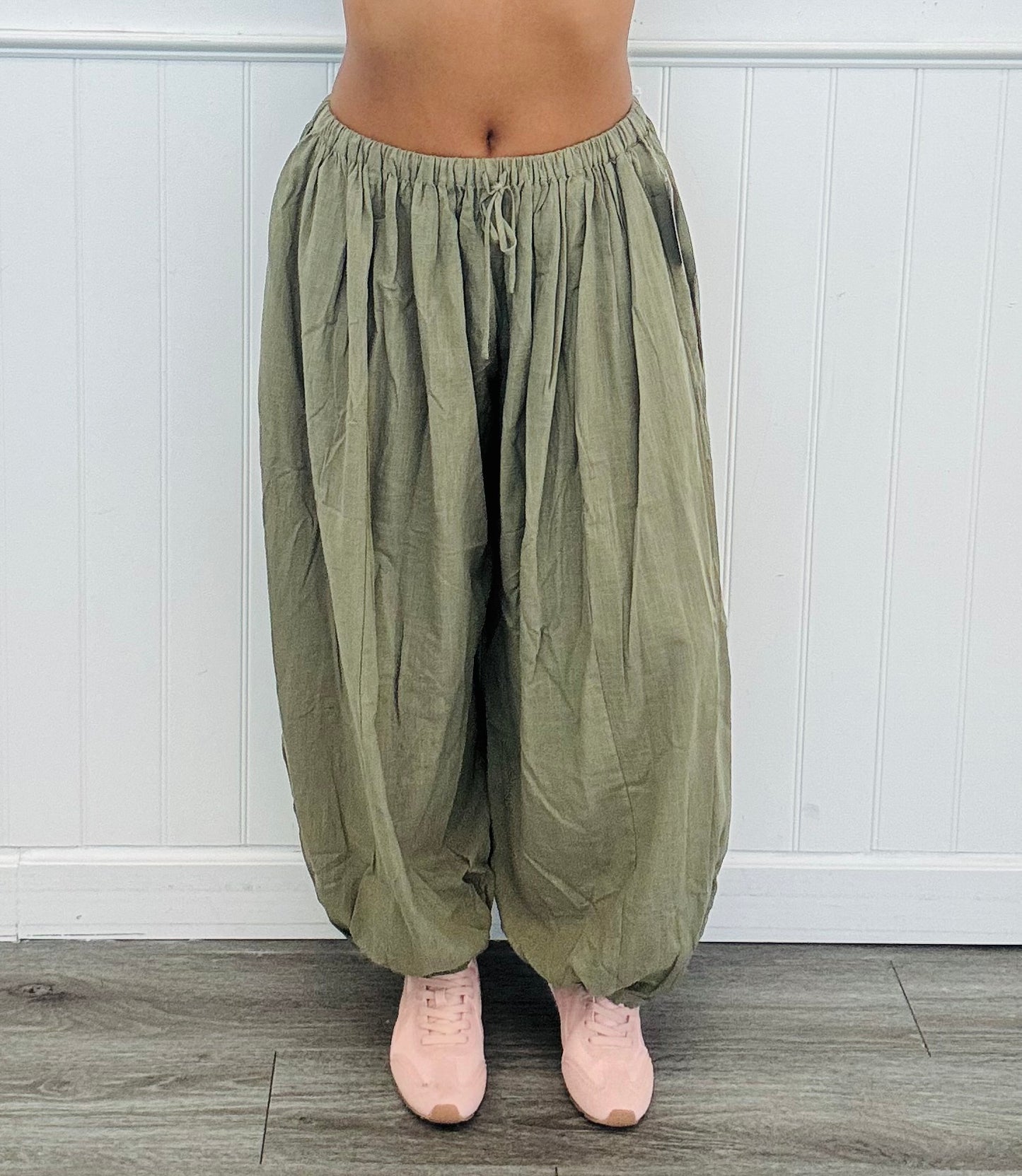 Shirred Harem Pocket Pants (Reg.) - 2 Colors