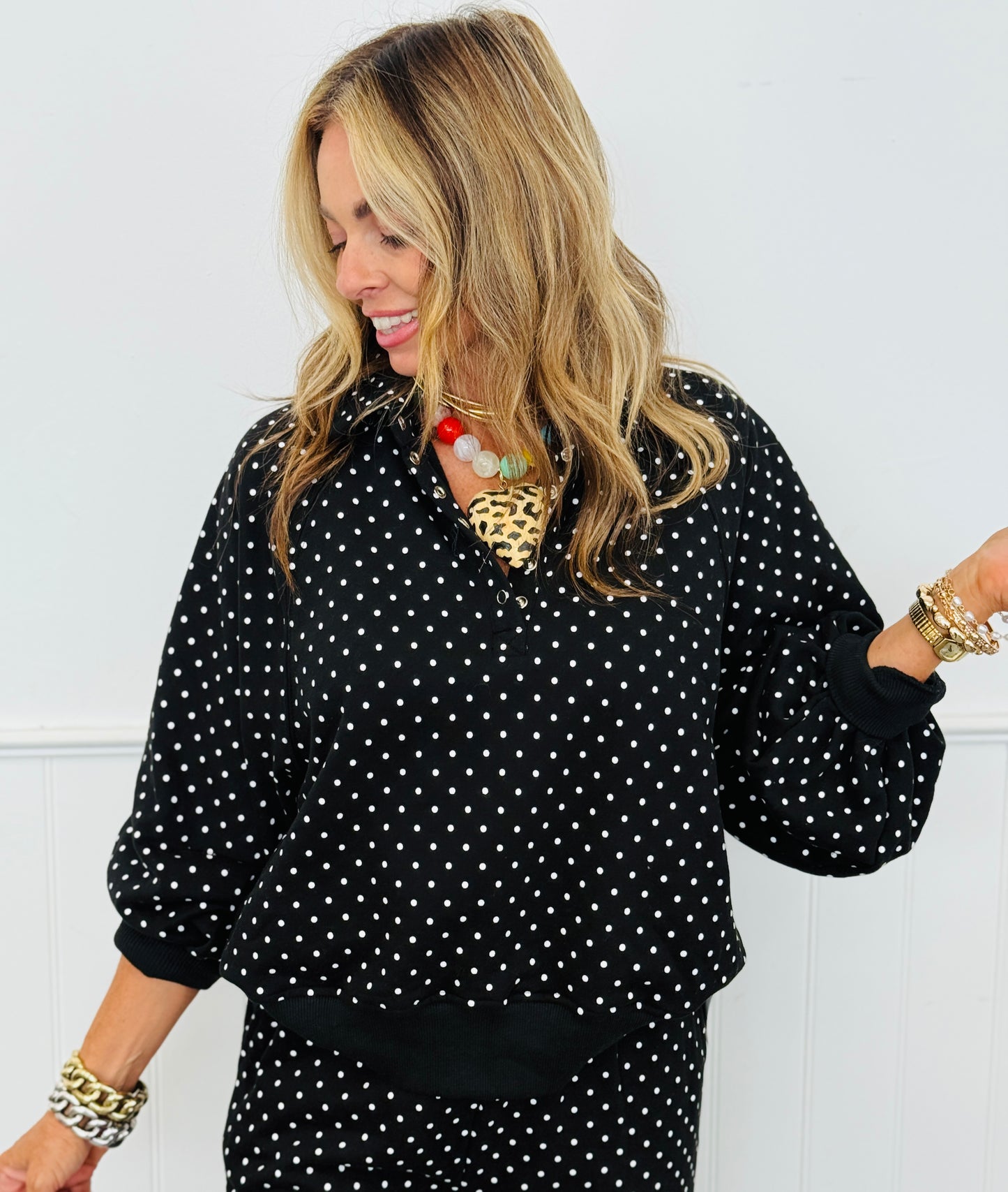 Cozy Micro Polka Dot Sweatshirt (Reg.) - 2 Colors