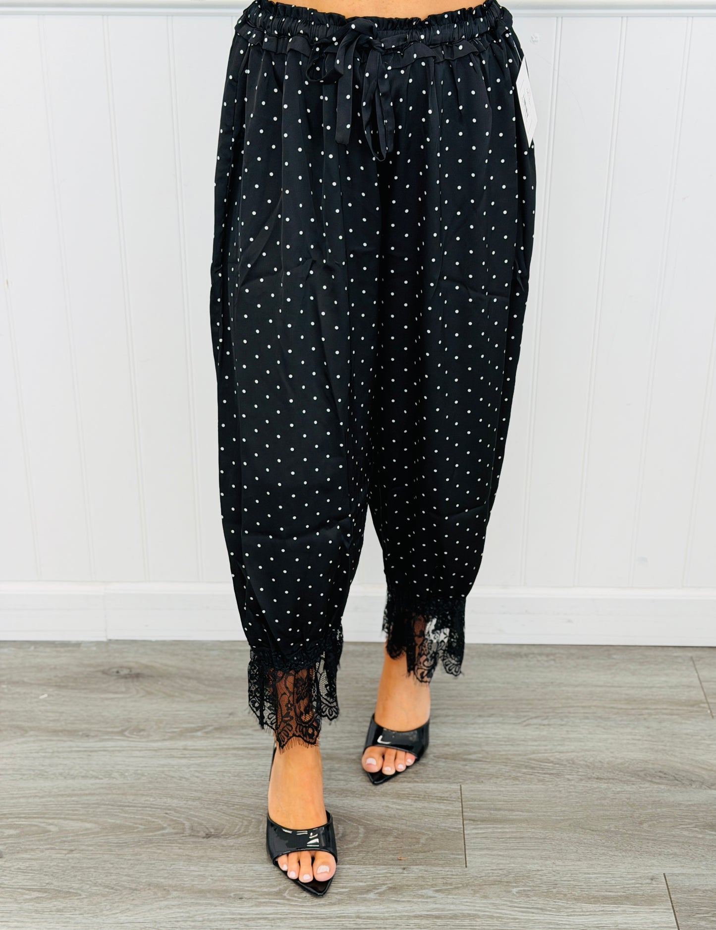 Black/White Polka Dot Lace Trim Pants (Reg. and Plus)