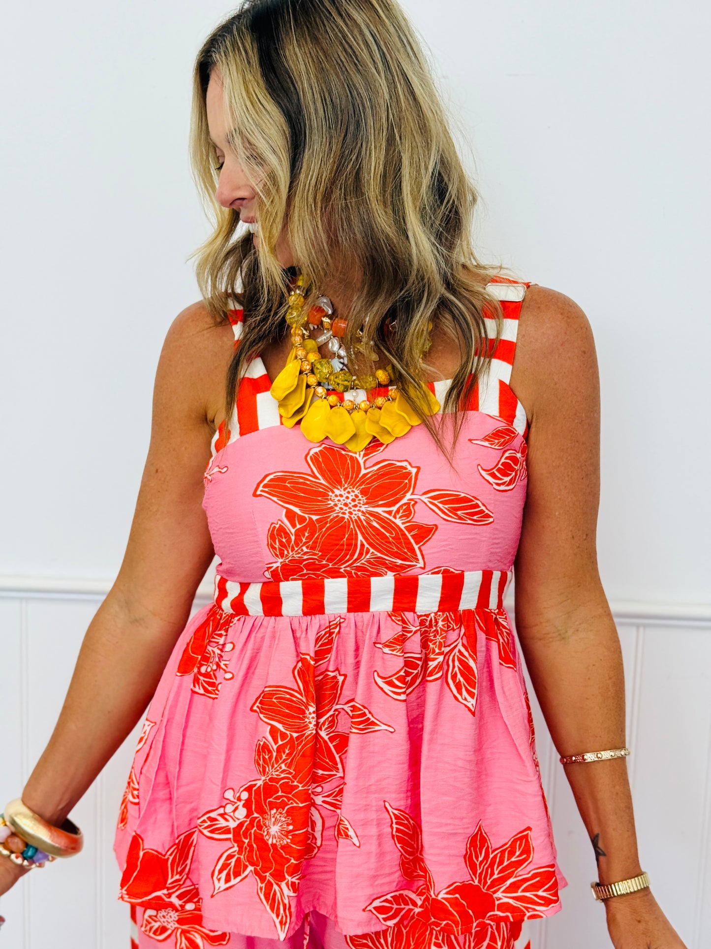 Floral Breeze Contrast Stripe Top (Reg.) - 2 Colors