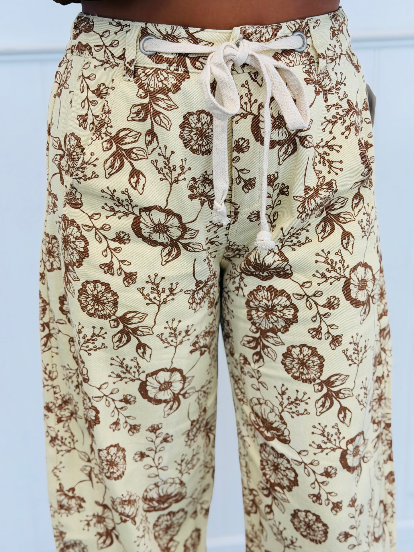 Custard Botanical Floral Print Drawstring Pants (Reg & Plus)