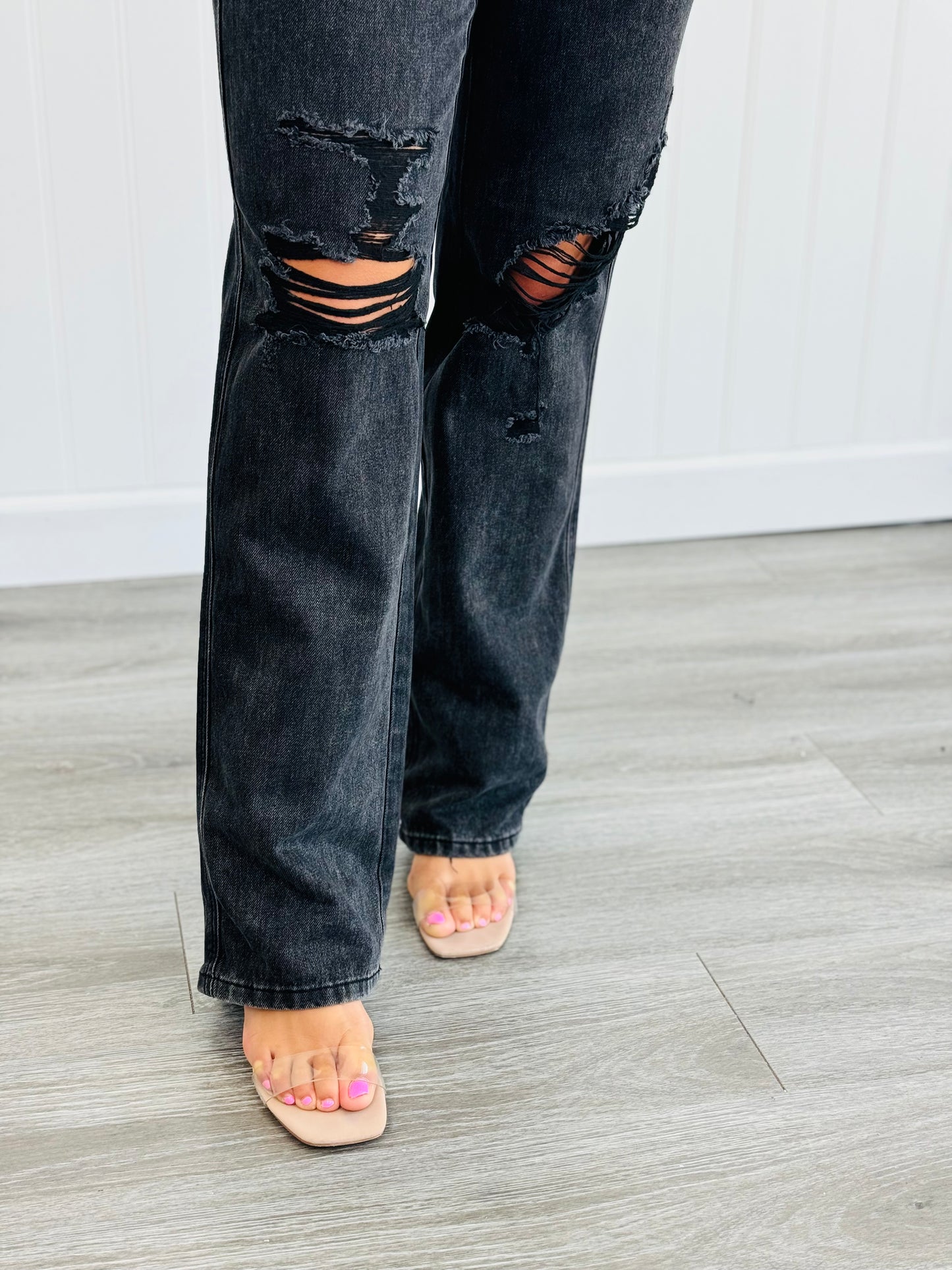 Judy Blue Beyond The Magic Rigid Straight Jeans (Reg. and Plus)