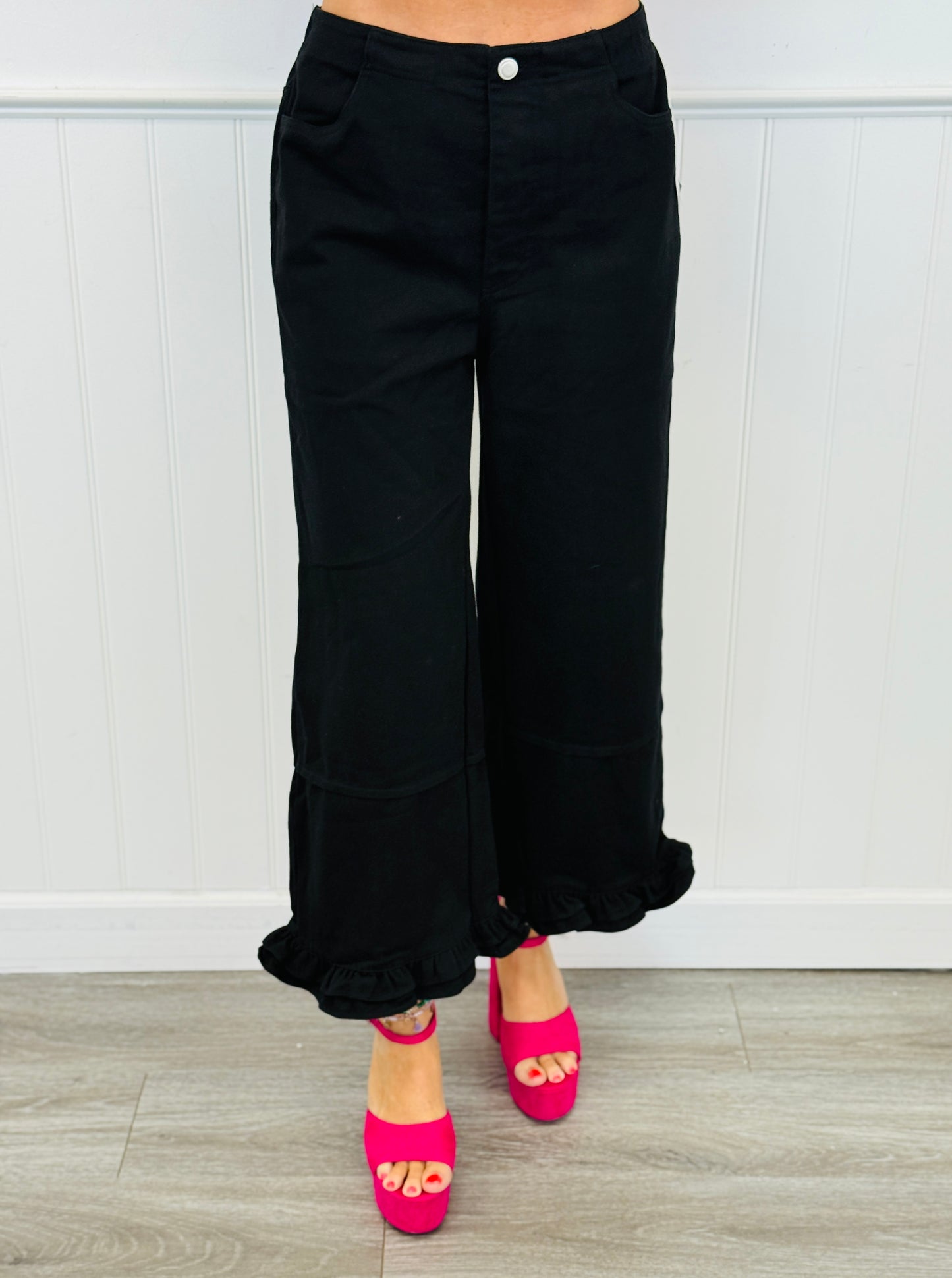 Black Ruffle Hem Pants (Reg.)