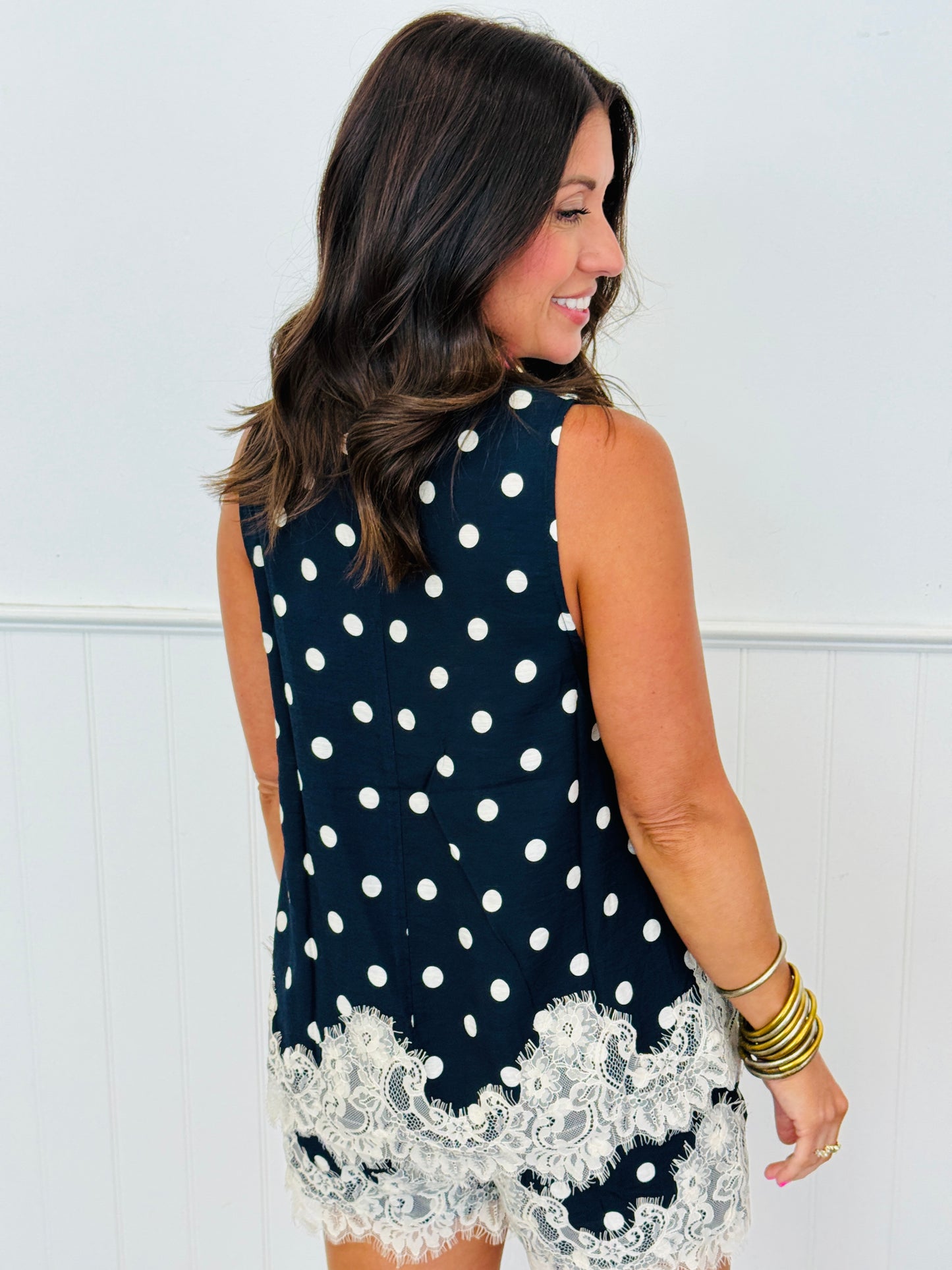 Sleeveless Scallop Lace Trim Polka Dot Top (Reg.)- 3 Colors
