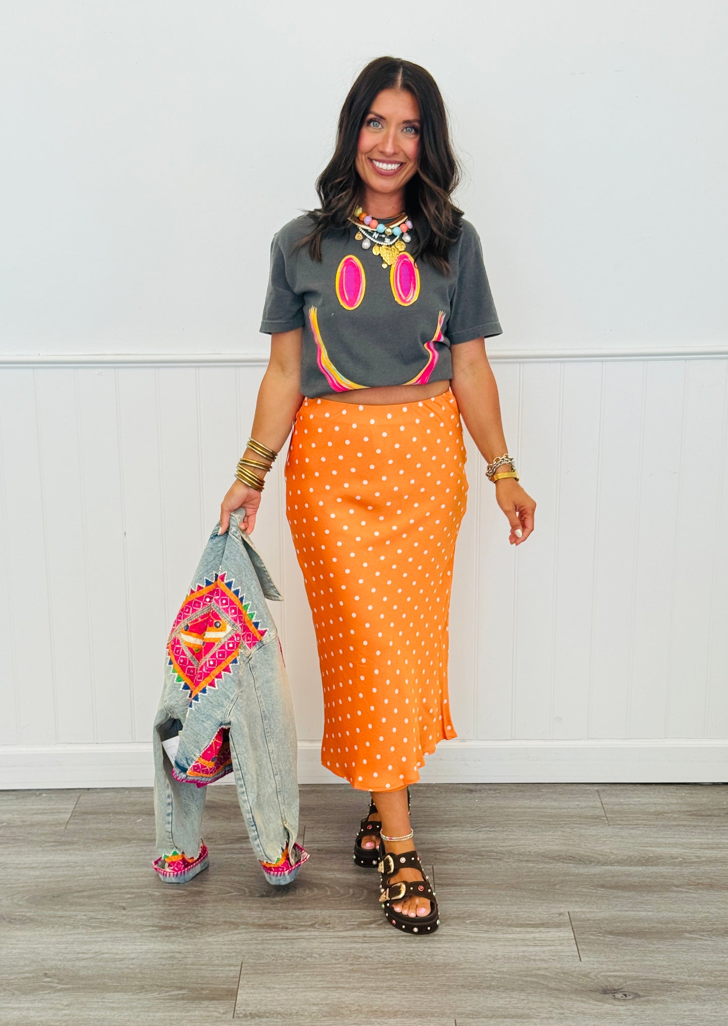 Brushstroke Smile Graphic Tee (Reg. and Plus)
